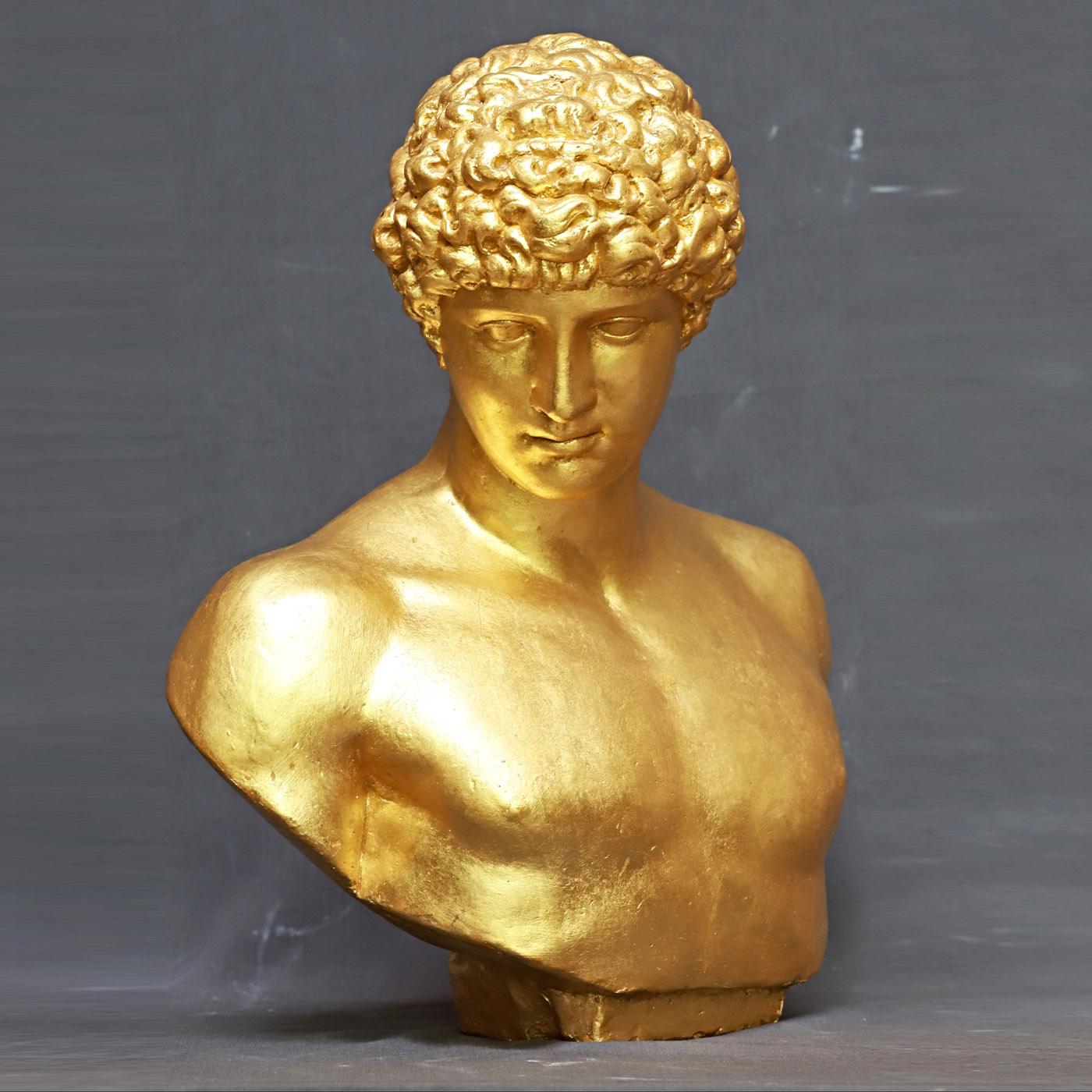 Crafted using a mold the Romanelli family counts among its historical collection, this sculpture depicts the bust of Antinous - a possible lover of the Roman emperor Hadrian - who died under suspicious circumstances. An entire artisan process is