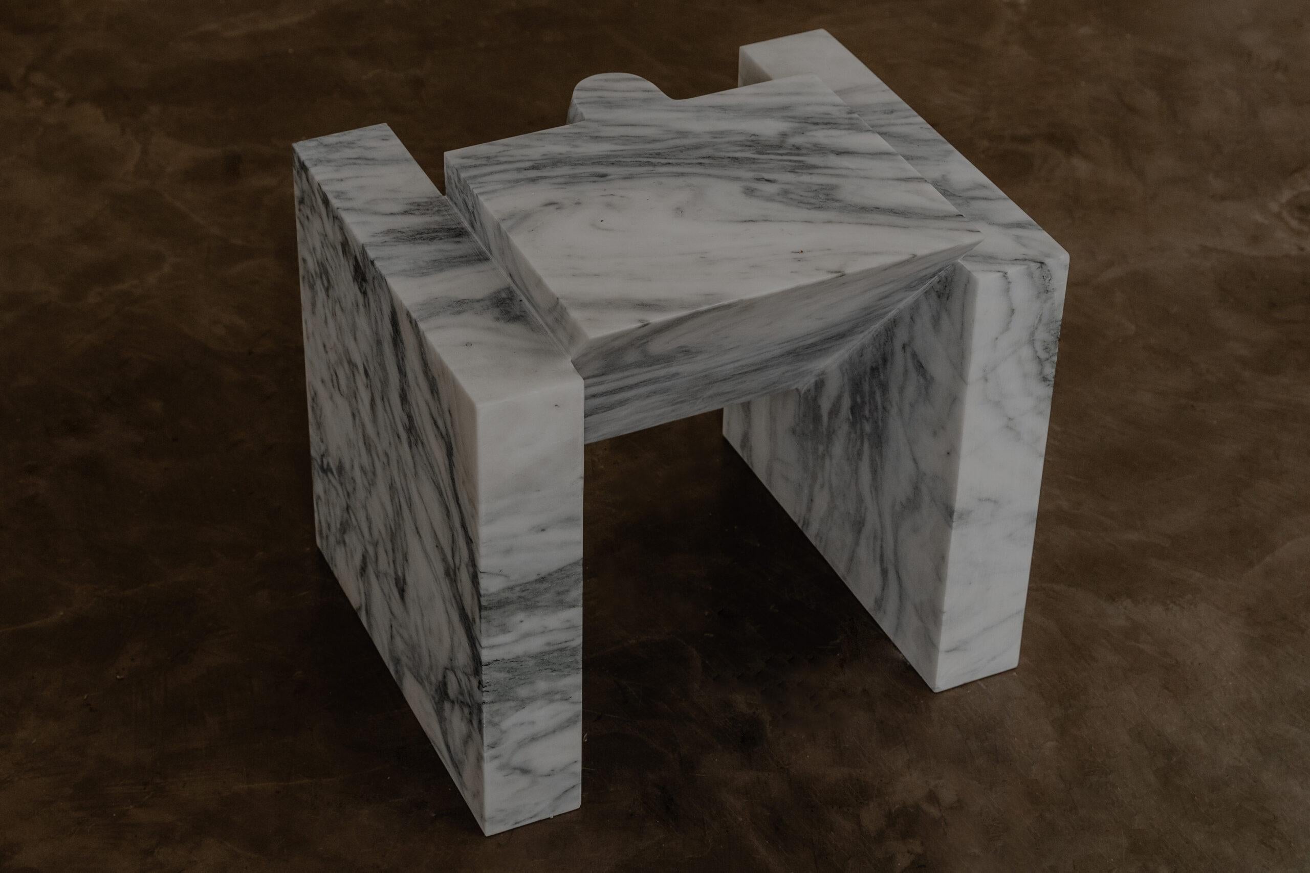 Table d'appoint Antínoo par Pedro Ávila et Cava Atelie Neuf - En vente à São Paulo, BR