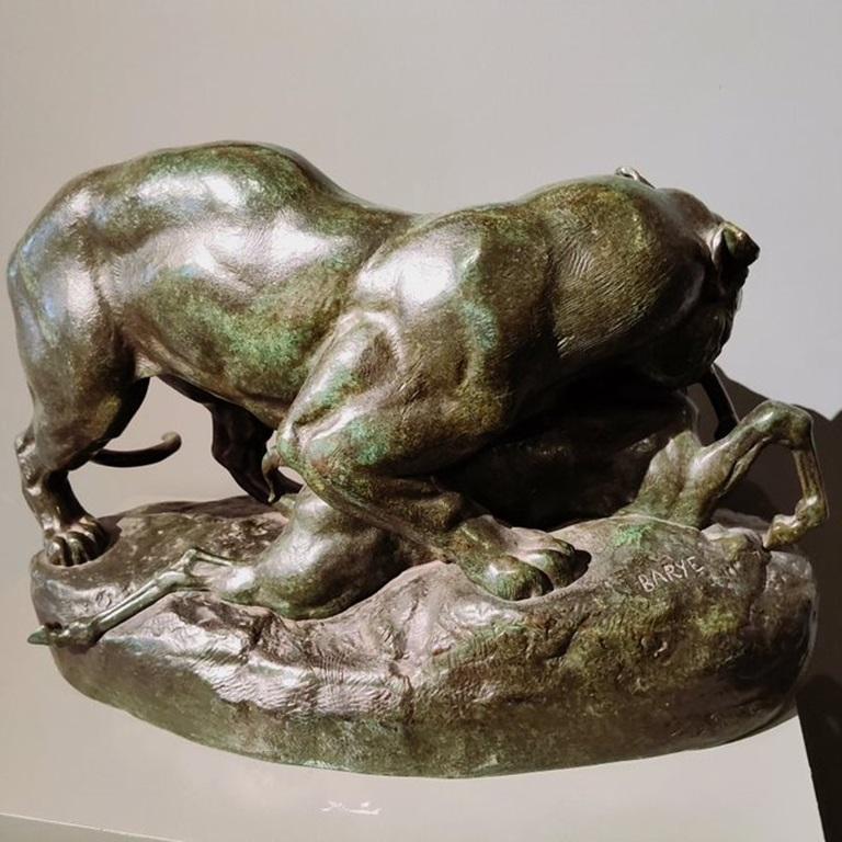 Antoine-Louis BARYE (1795-1875)Tiger surprenant une anthélope en bronze  en vente 1