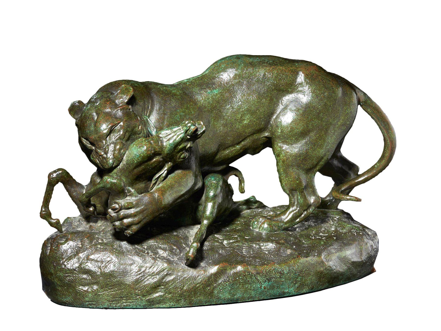 Figurative Sculpture Antoine-Louis Barye - Antoine-Louis BARYE (1795-1875)Tiger surprenant une anthélope en bronze 