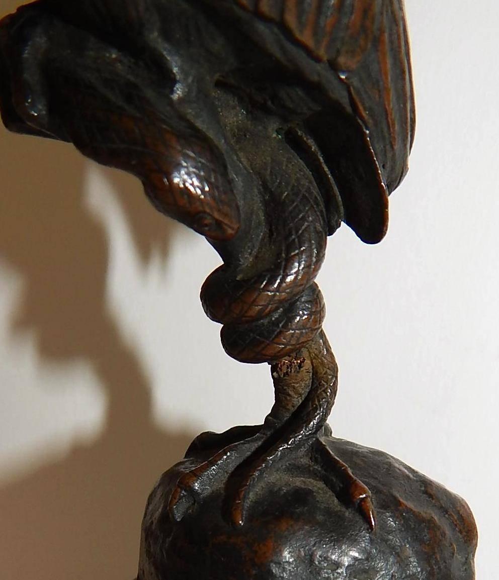 Antoine-Louis Barye (1796-1875.) Cicogna e serpente di maribù in bronzo con una ricca patina marrone, firmata 