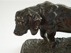Chien basset assis - Sculpture en bronze d'Antoine-Louis Barye, 19e siècle