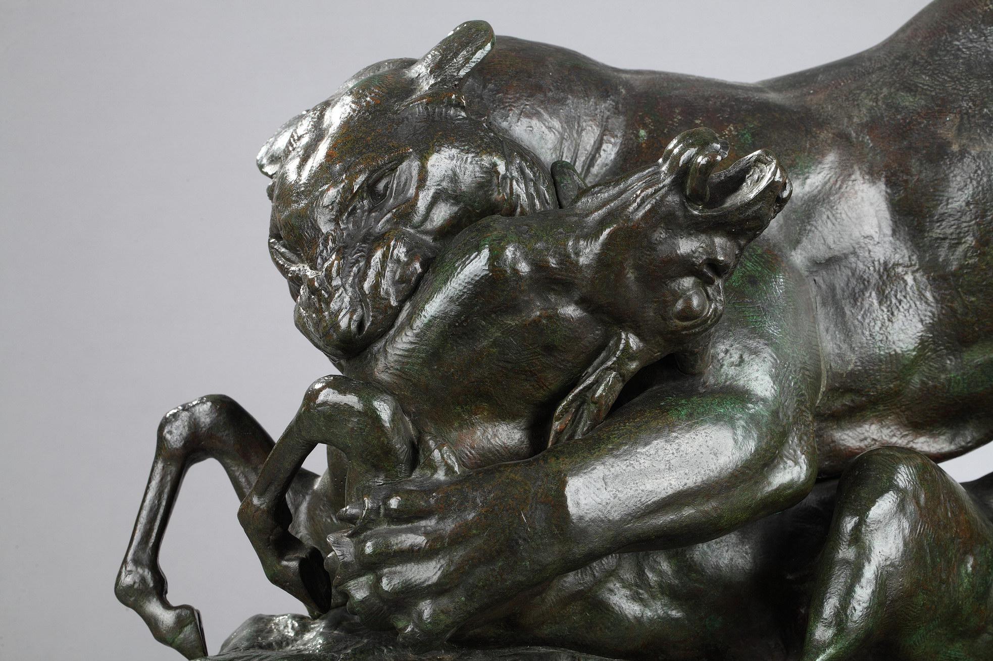 La tigre sorprende un'antilope - Sculpture di Antoine-Louis Barye
