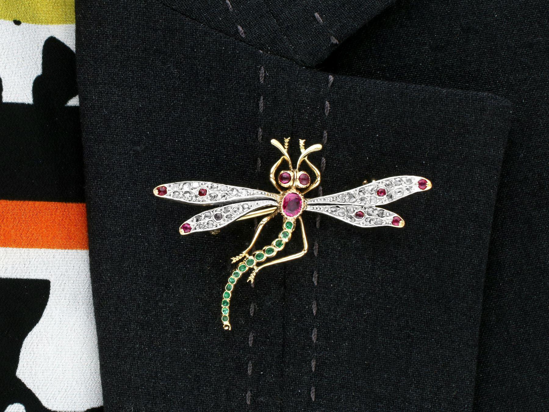 Antiquate Ruby Emerald and Diamond Yellow Gold Dragonfly Brooch For Sale 3