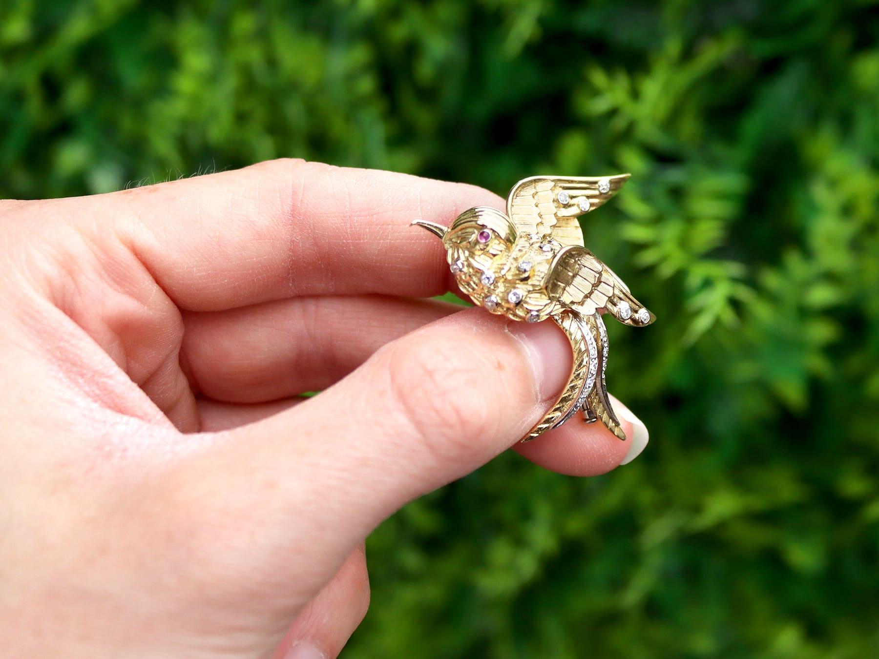 A stunning, fine and impressive antique 0.19 carat diamond and 0.01 carat ruby, 18 karat yellow gold and 18 karat white gold set bird brooch - boxed; part of our diverse antique jewellery and collection of bird brooches

This stunning, fine and