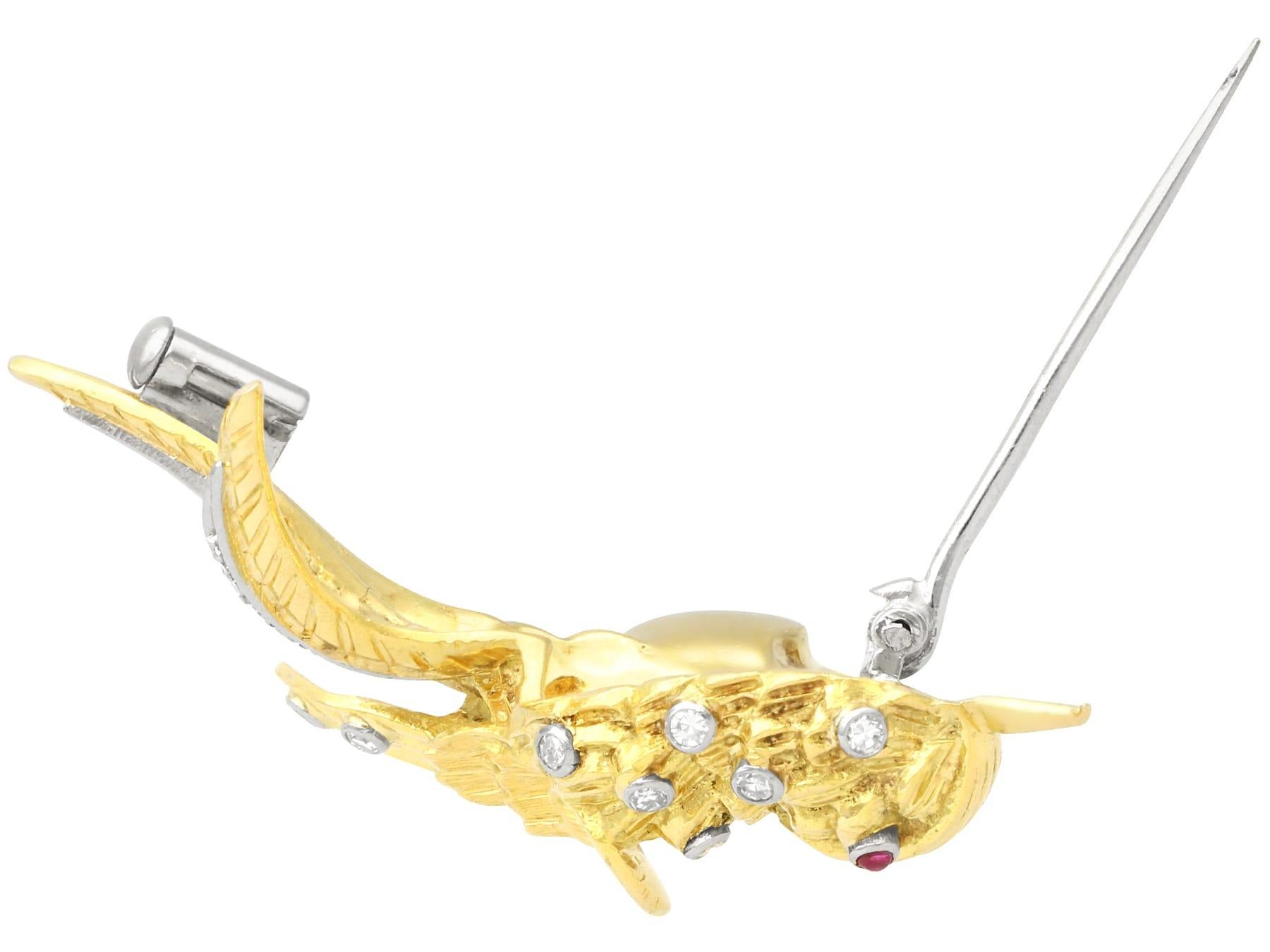 Women's or Men's Antique 0.19 Carat Diamond and Ruby 18k Yellow Gold Bird Brooch For Sale