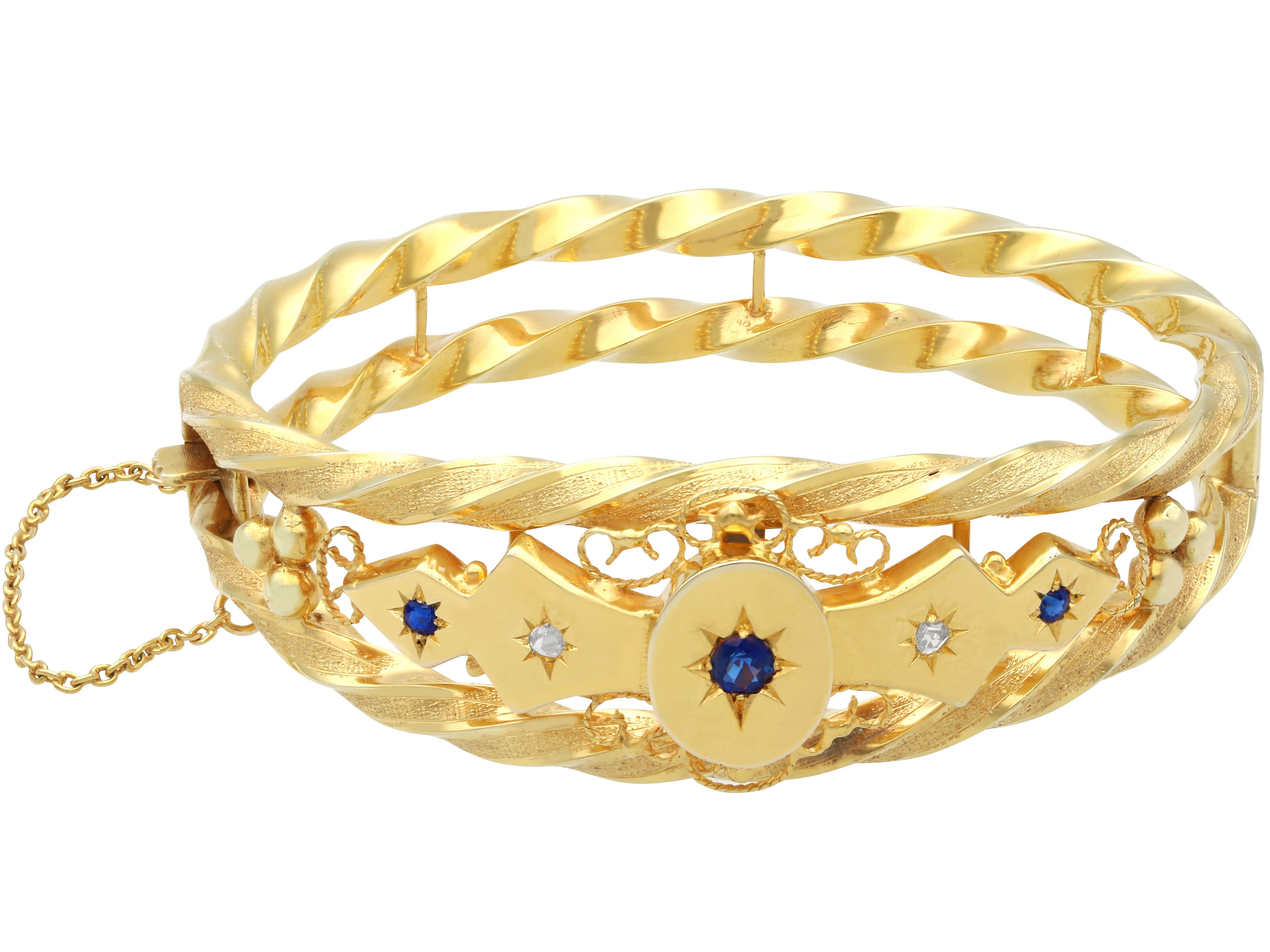 1900s Sapphire and Diamond Yellow Gold Bangle   In Excellent Condition For Sale In Jesmond, Newcastle Upon Tyne