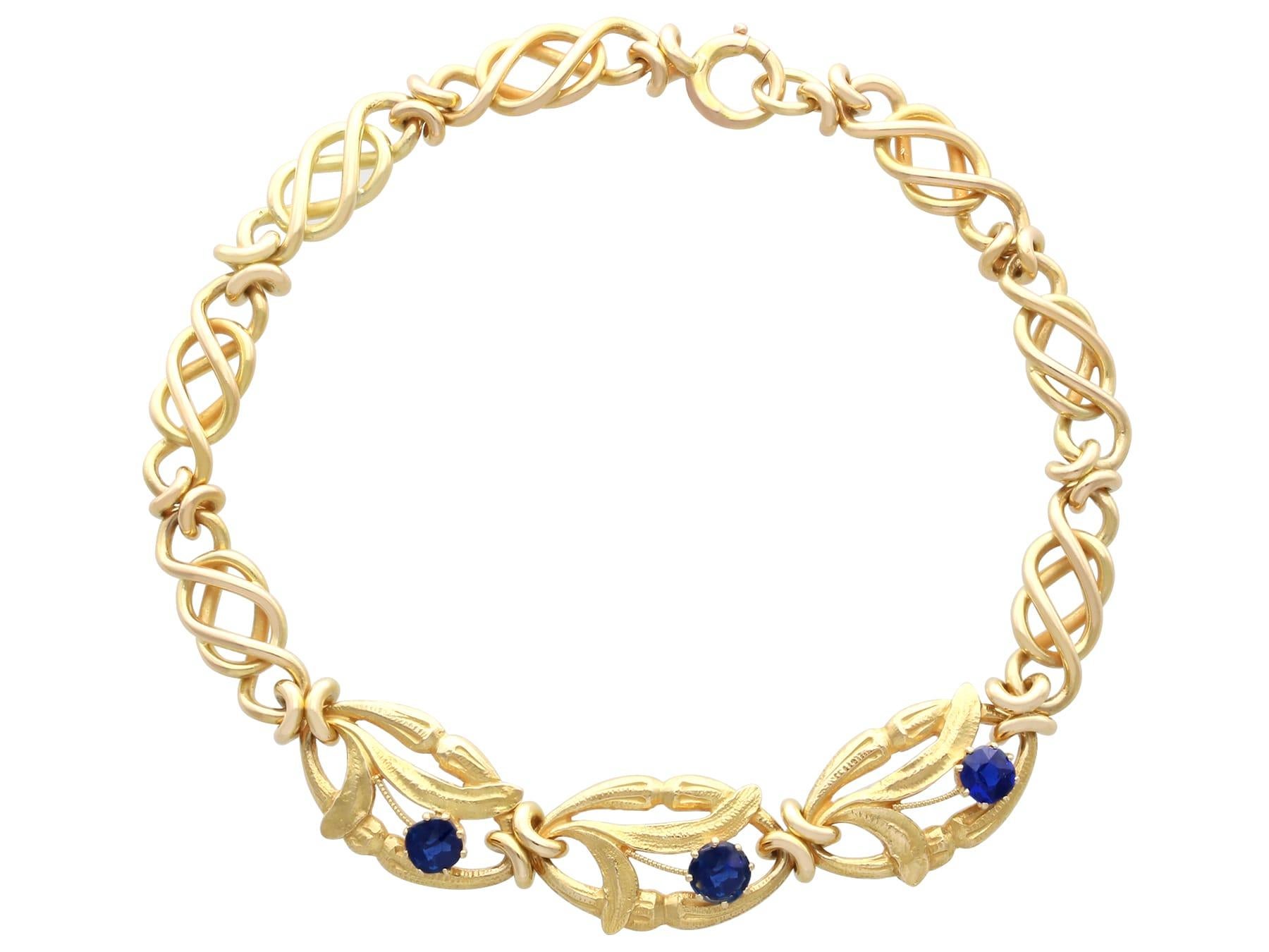 Bracelet ancien en saphir basaltique de 0,20 carat et or jaune 18k Circa 1925 en vente 1