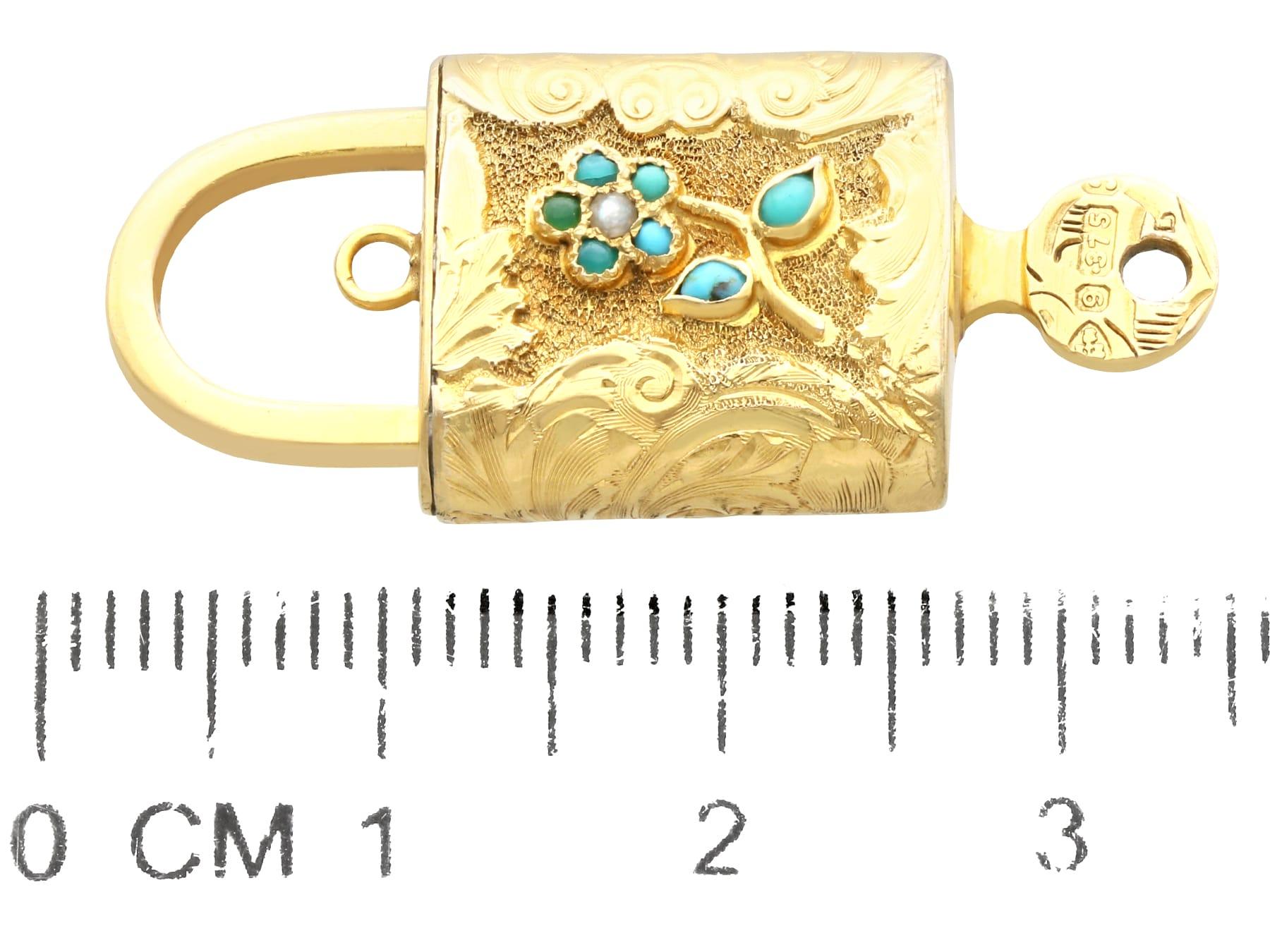 Antique 0.20Ct Turquoise and Pearl 9k Yellow Gold Padlock/Bracelet Clasp  For Sale 3
