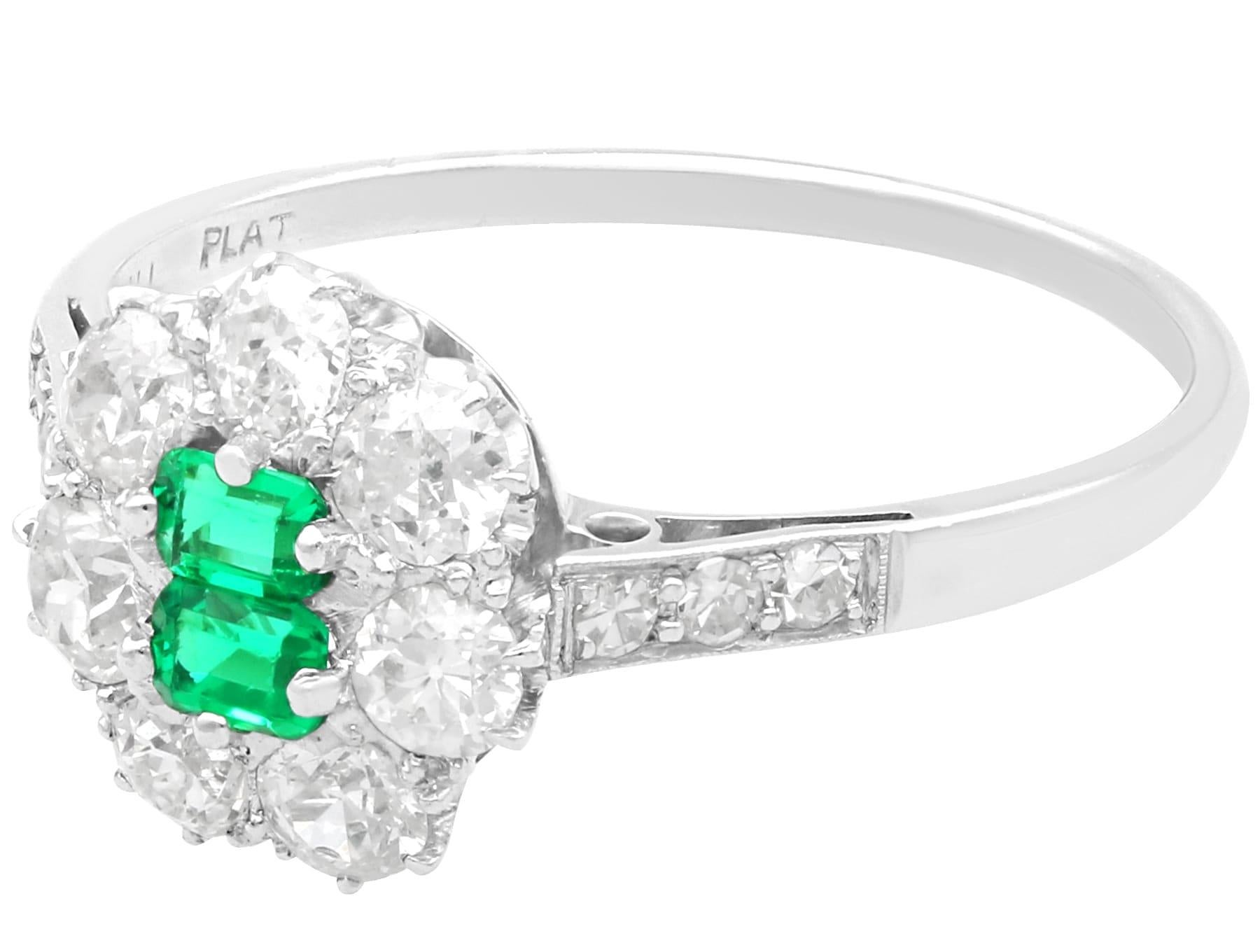 Antique 0.22ct Emerald and 0.70ct Diamond, Platinum Ring Circa 1925 In Excellent Condition For Sale In Jesmond, Newcastle Upon Tyne