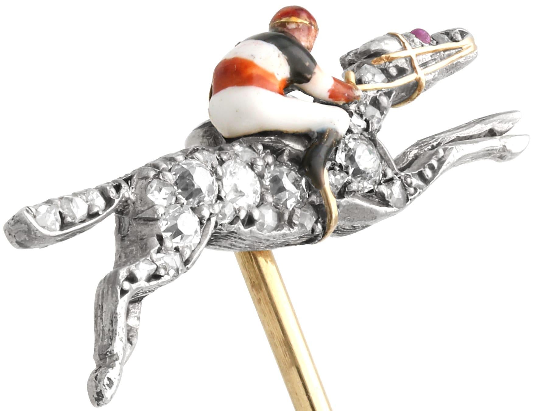 Antique 0.25ct Diamond and Ruby, 15k Yellow Gold Horse Pin Brooch In Excellent Condition For Sale In Jesmond, Newcastle Upon Tyne