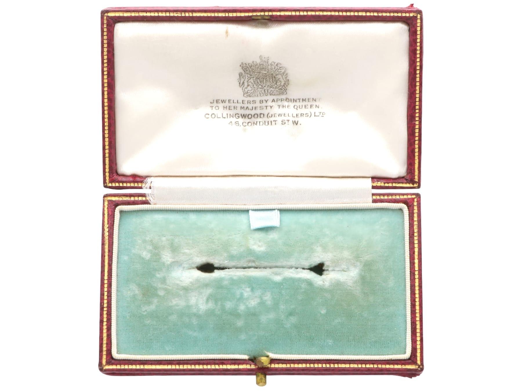 Antico rubino da 0,26 carati, diamante da 1,02 carati, perla d'argento con insetto incastonato, spilla a barretta in vendita 7