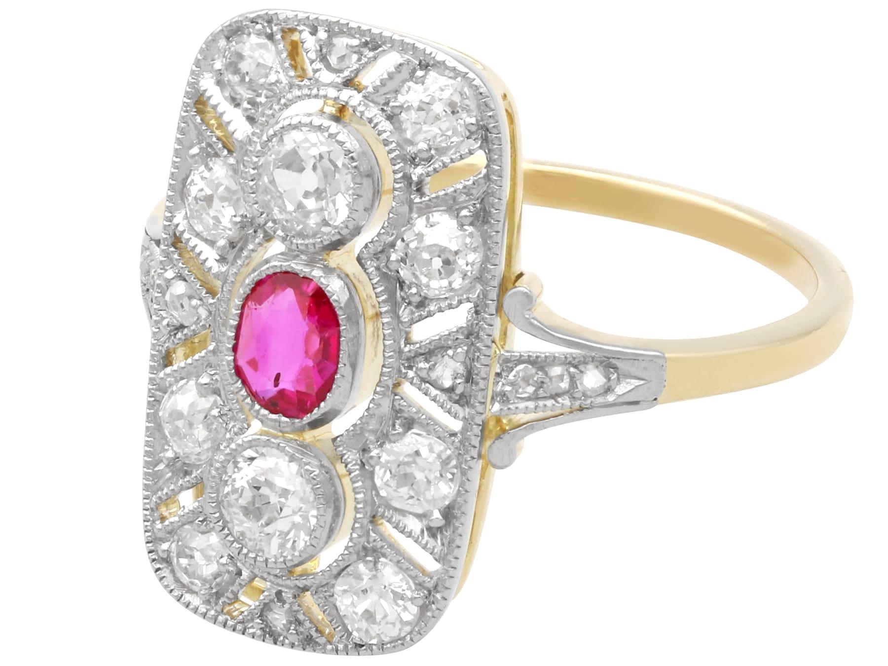 Bague ancienne en or jaune 14 carats avec rubis de 0,26 carat et diamants de 0,65 carat, c. 1925 Unisexe en vente