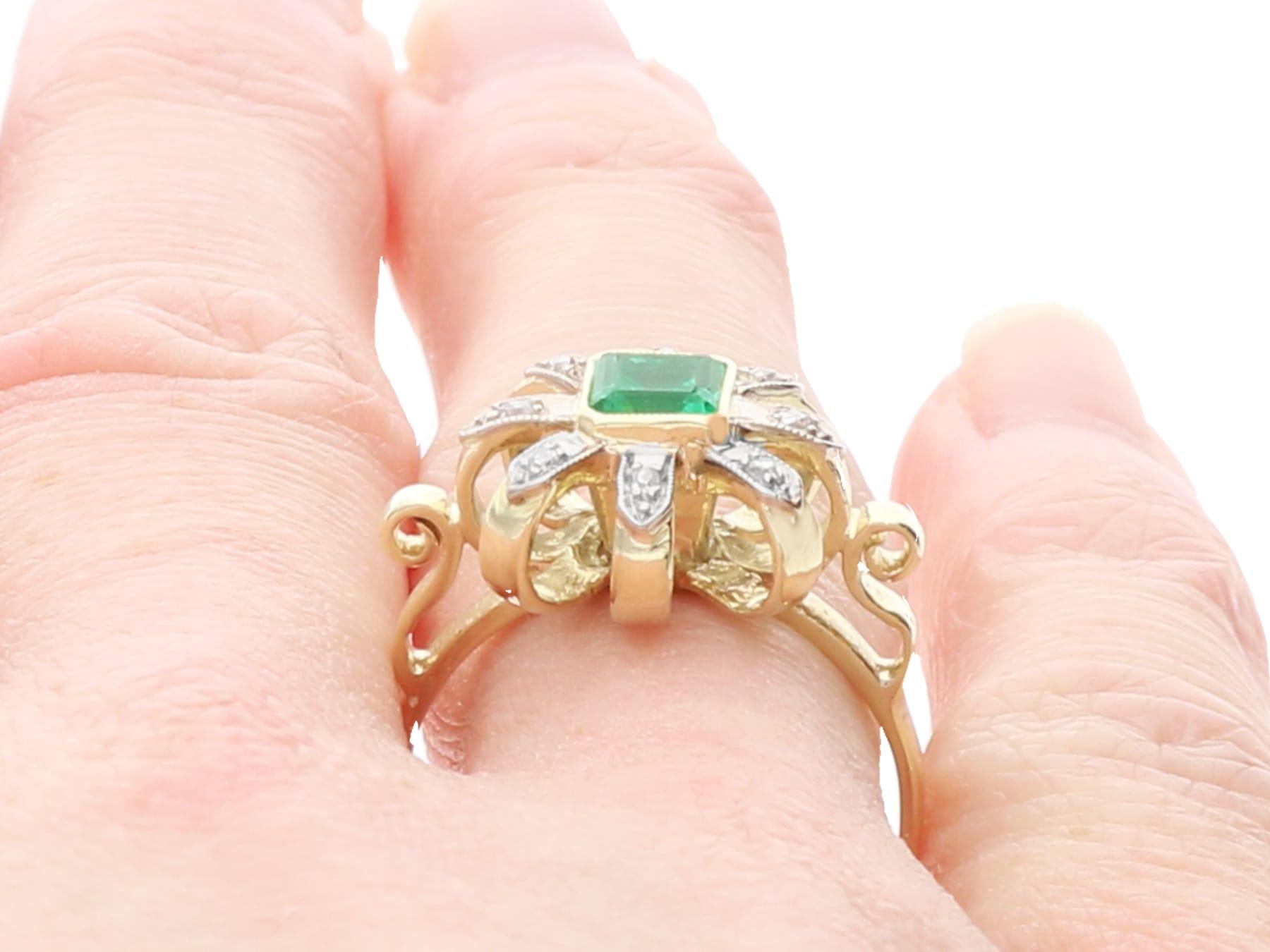 Antique 0.32 Carat Emerald and Diamond, 15k Yellow Gold Ring Circa 1925 For Sale 6