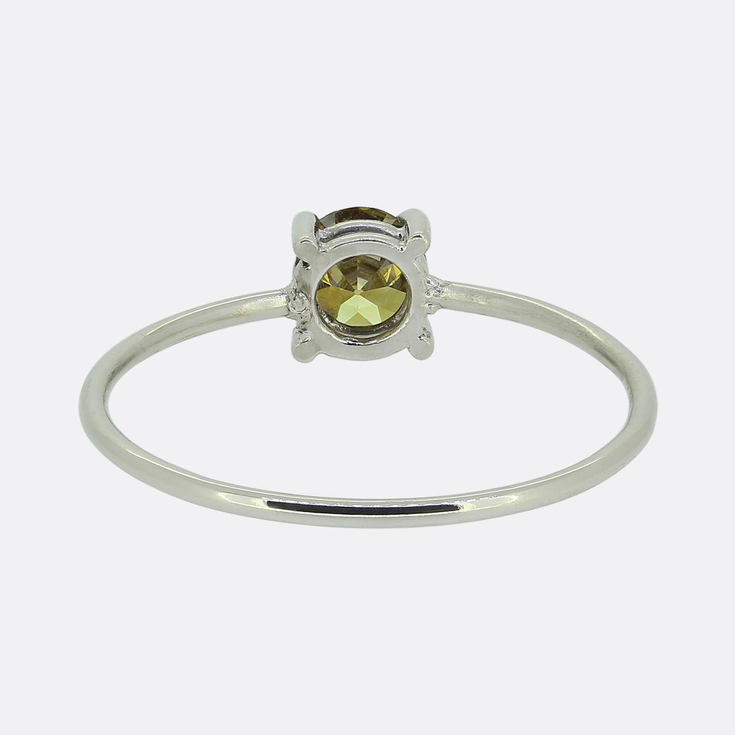 Bague ancienne en diamant jaune fantaisie de 0,36 carat Bon état - En vente à London, GB