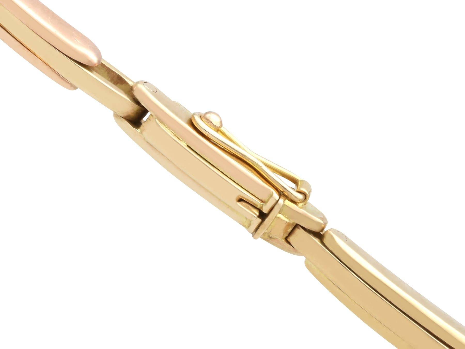 Bracelet ancien en or jaune 9 carats avec saphirs et perles de 0,36 carat, c. 1930 en vente 1