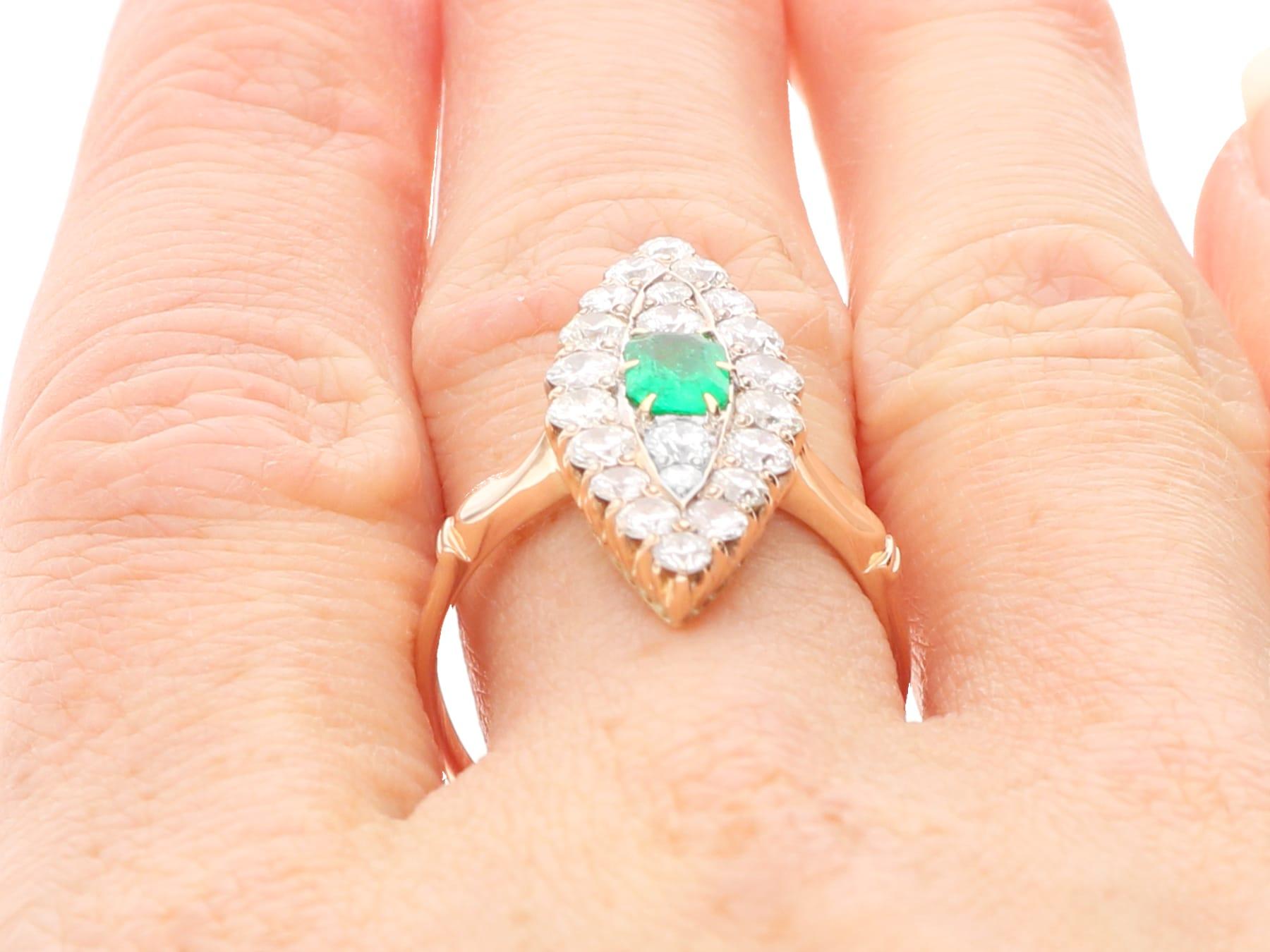 Bague ancienne en or jaune 9 carats avec émeraude de 0,39 carat et diamants de 2,04 carats, c. 1920 en vente 7