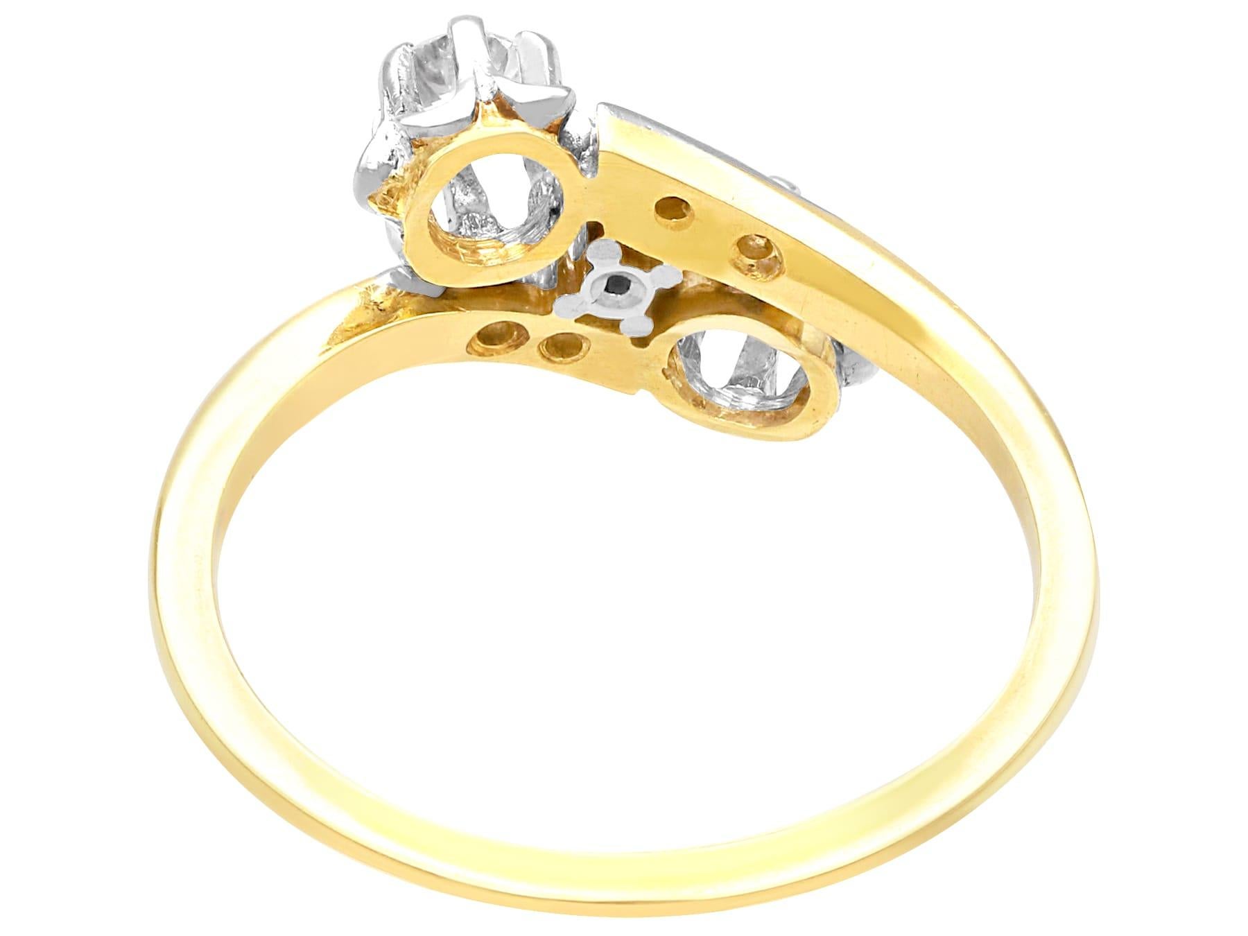 1920s 0.41 Carat Diamond and 14k Yellow Gold Twist Ring In Excellent Condition For Sale In Jesmond, Newcastle Upon Tyne