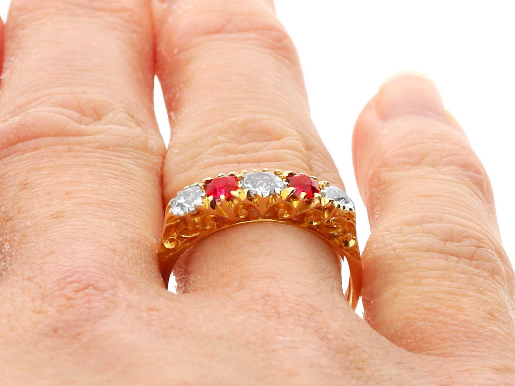 1910s 0.45Ct Ruby 0.60Ct Diamond 18k Yellow Gold Five Stone Ring en vente 4