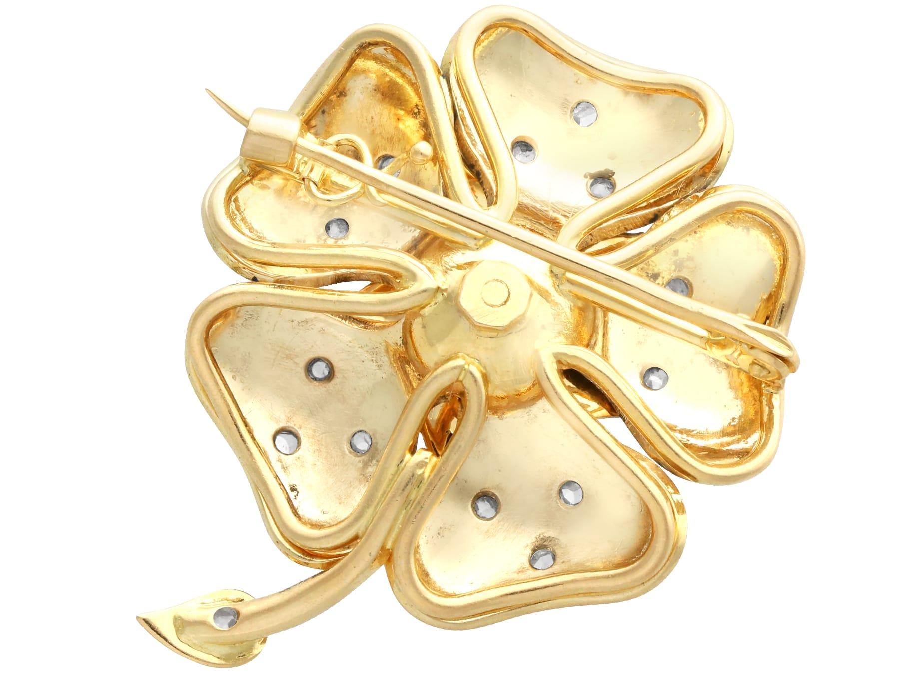 Women's or Men's Antique 0.52 Carat Diamond and Enamel 18k Yellow Gold Flower Brooch For Sale
