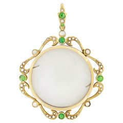 Antiker 0,55ct Peridot- und Perlenrahmen-Anhänger, um 1900