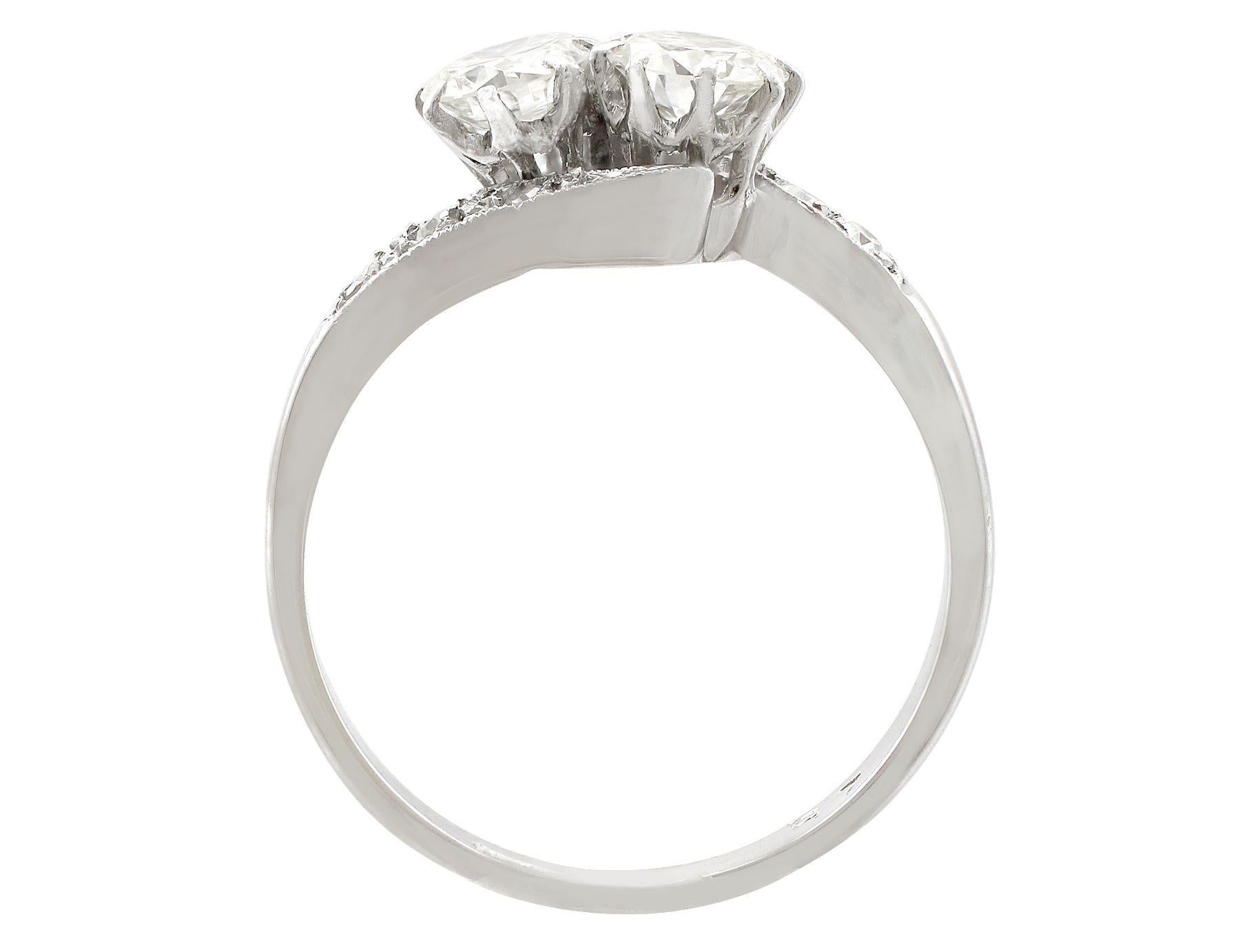 Women's or Men's Antique 0.56 Carat Diamond and White Gold Toi et Moi Ring
