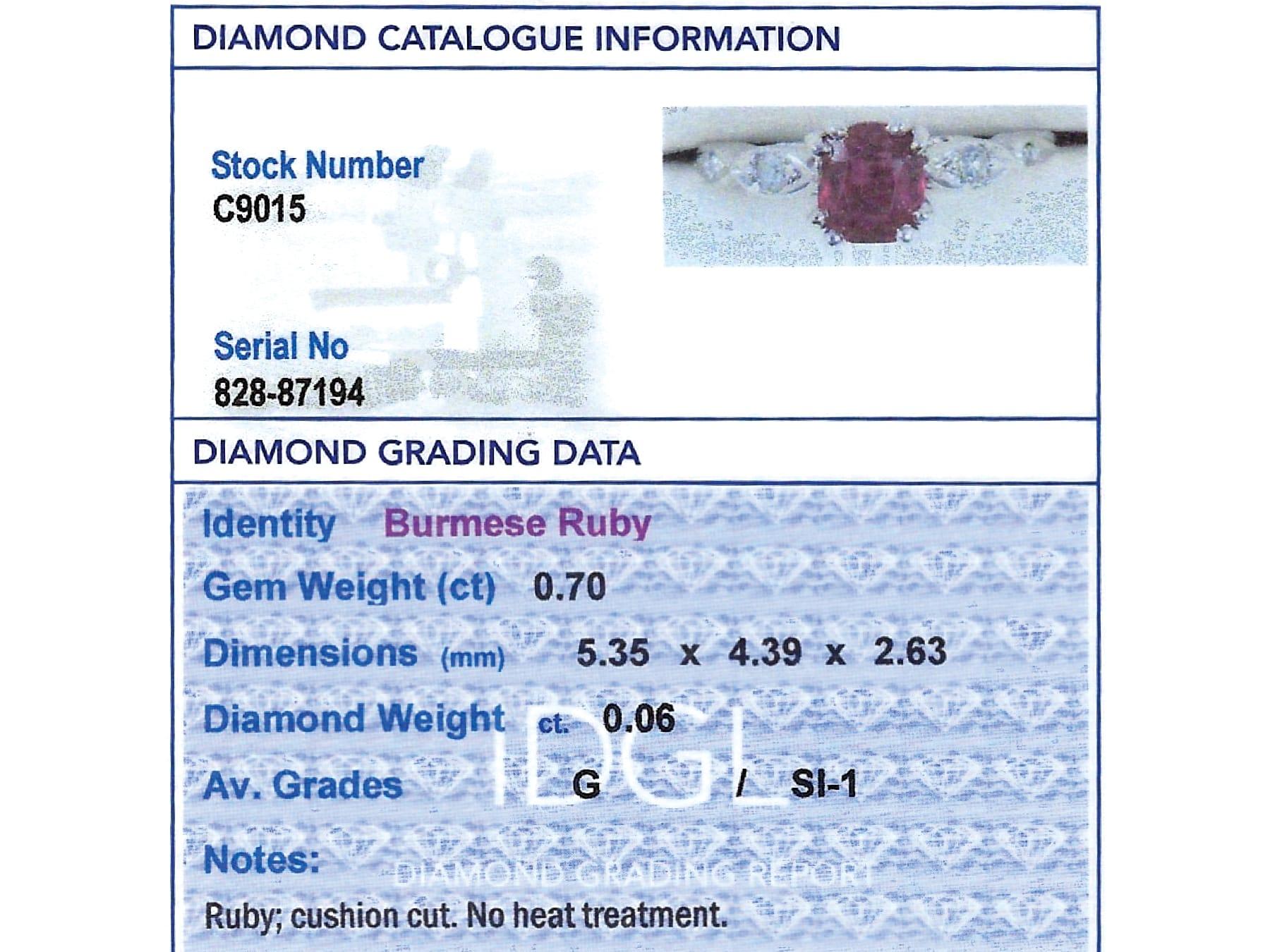 Antique 0.70 Carat Burmese Ruby and Diamond, Platinum Ring Circa 1915 For Sale 4
