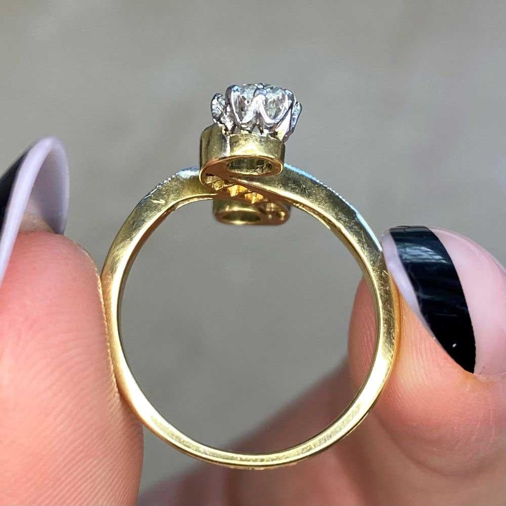 Antique 0.80ct Old Mine Cut Diamond Engagement Ring, I Color, 18k Yellow Gold For Sale 6