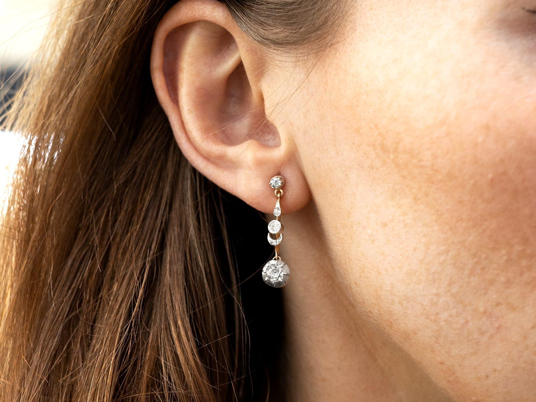 Antike 0,84 Karat Diamant und 18k Gelbgold Tropfen Ohrringe CIRCA 1890 im Zustand „Hervorragend“ im Angebot in Jesmond, Newcastle Upon Tyne