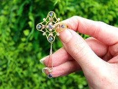 Antique 0.85 Carat Sapphire and Seed Pearl 15k Yellow Gold Pendant/Brooch