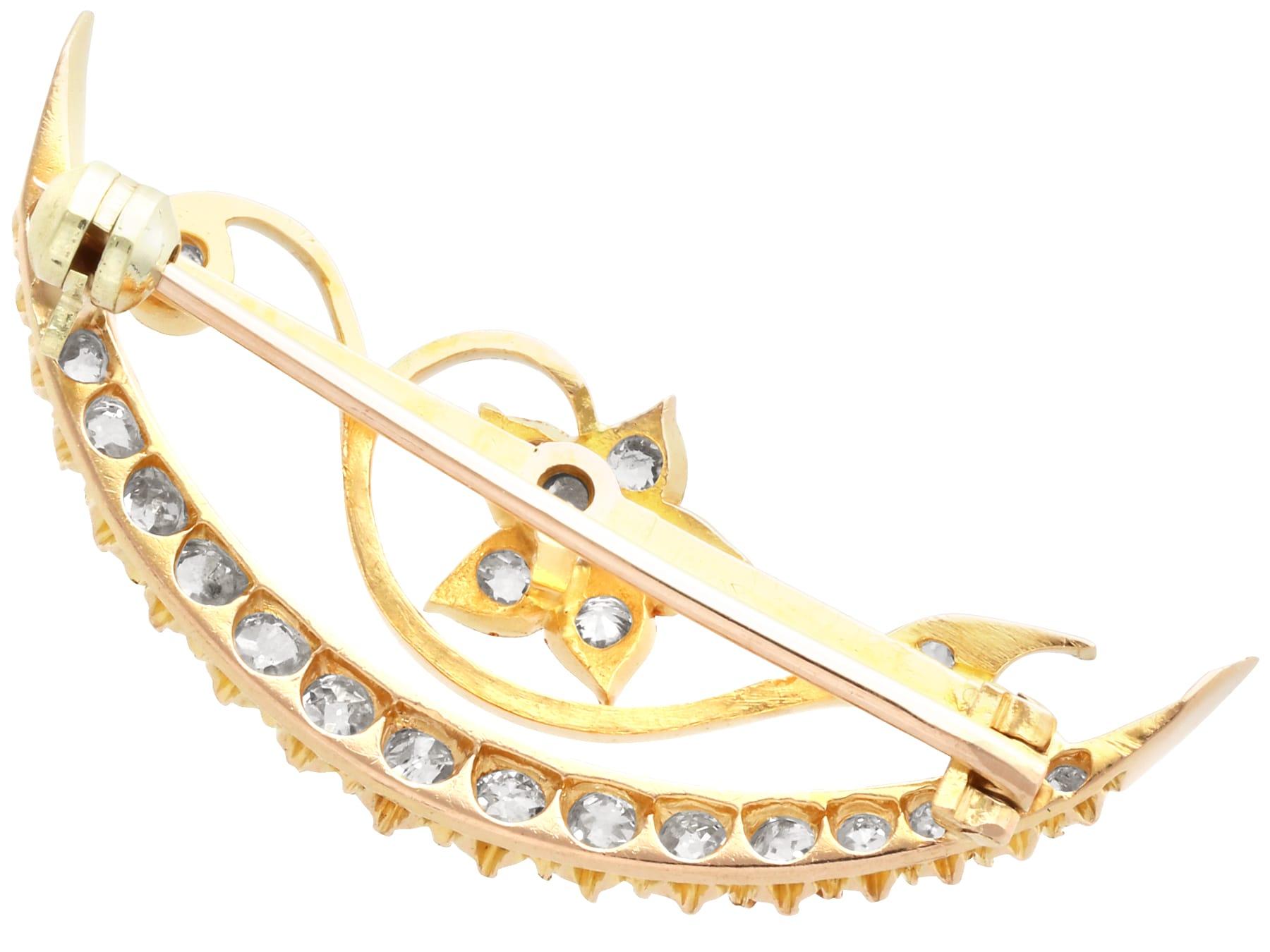 Antique 0.87Ct Diamond and 18k Yellow Gold Brooch Circa 1890 For Sale 1