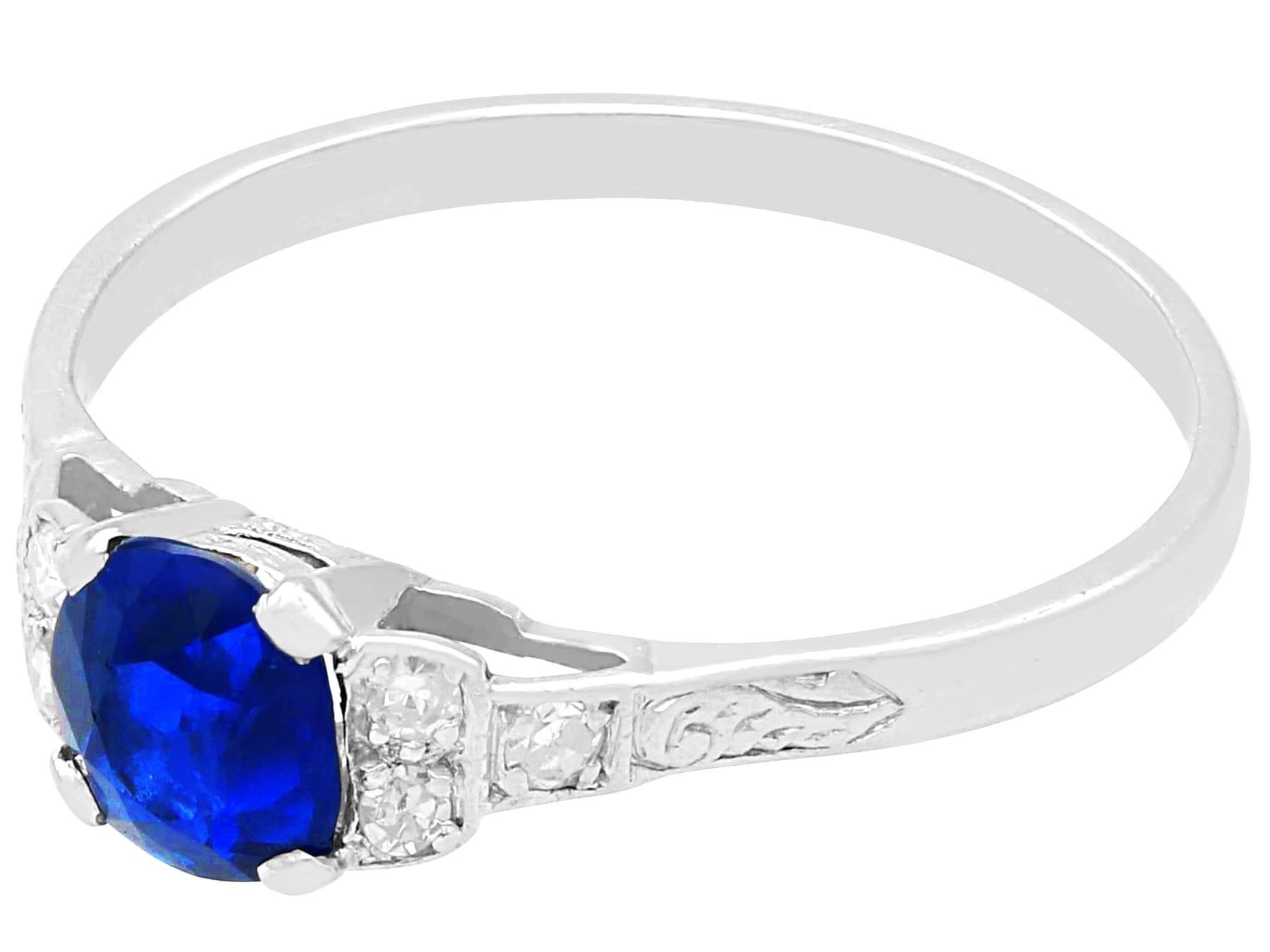 Round Cut Antique 0.88ct Sapphire and Diamond Platinum Dress Ring For Sale