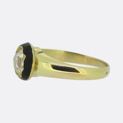 Antiker 0,90 Karat Diamant und Emaille Solitär Ring