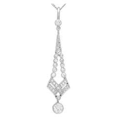Antiker Anhänger aus Platin mit 0.90 Karat Diamant und Platin