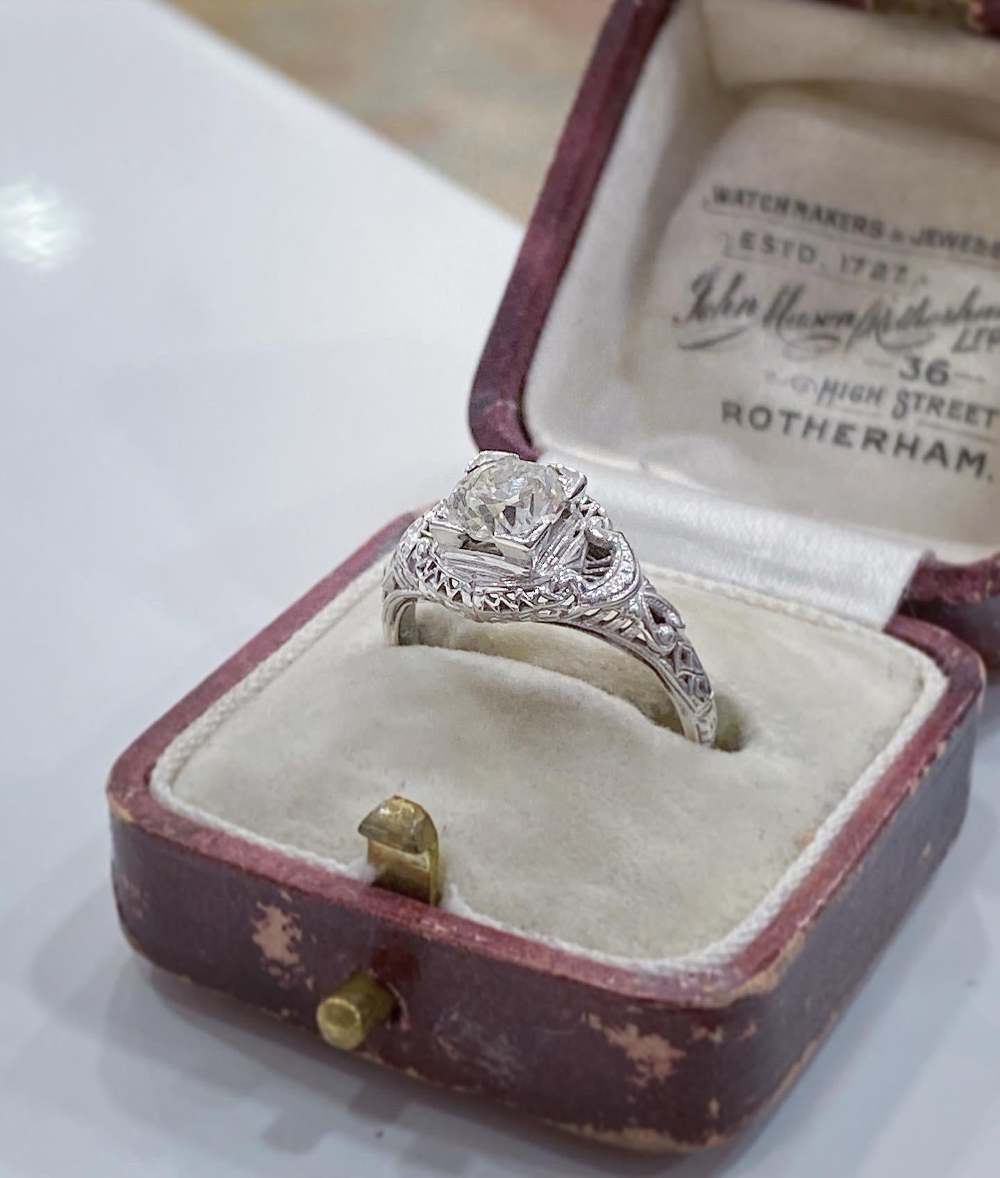 Old Mine Cut Art Deco 0.90ct Diamond Ring, circa 1920s For Sale