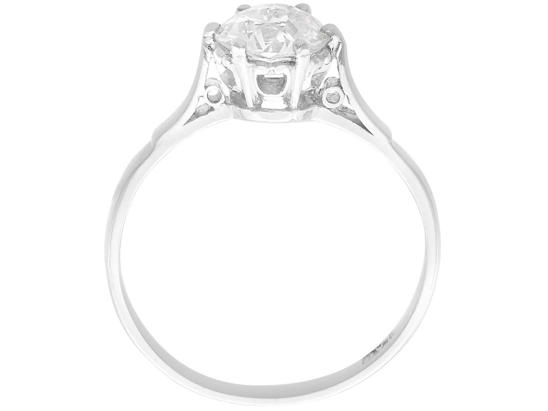 Antique Diamond and Platinum Solitaire Engagement Ring, circa 1920 For Sale 1