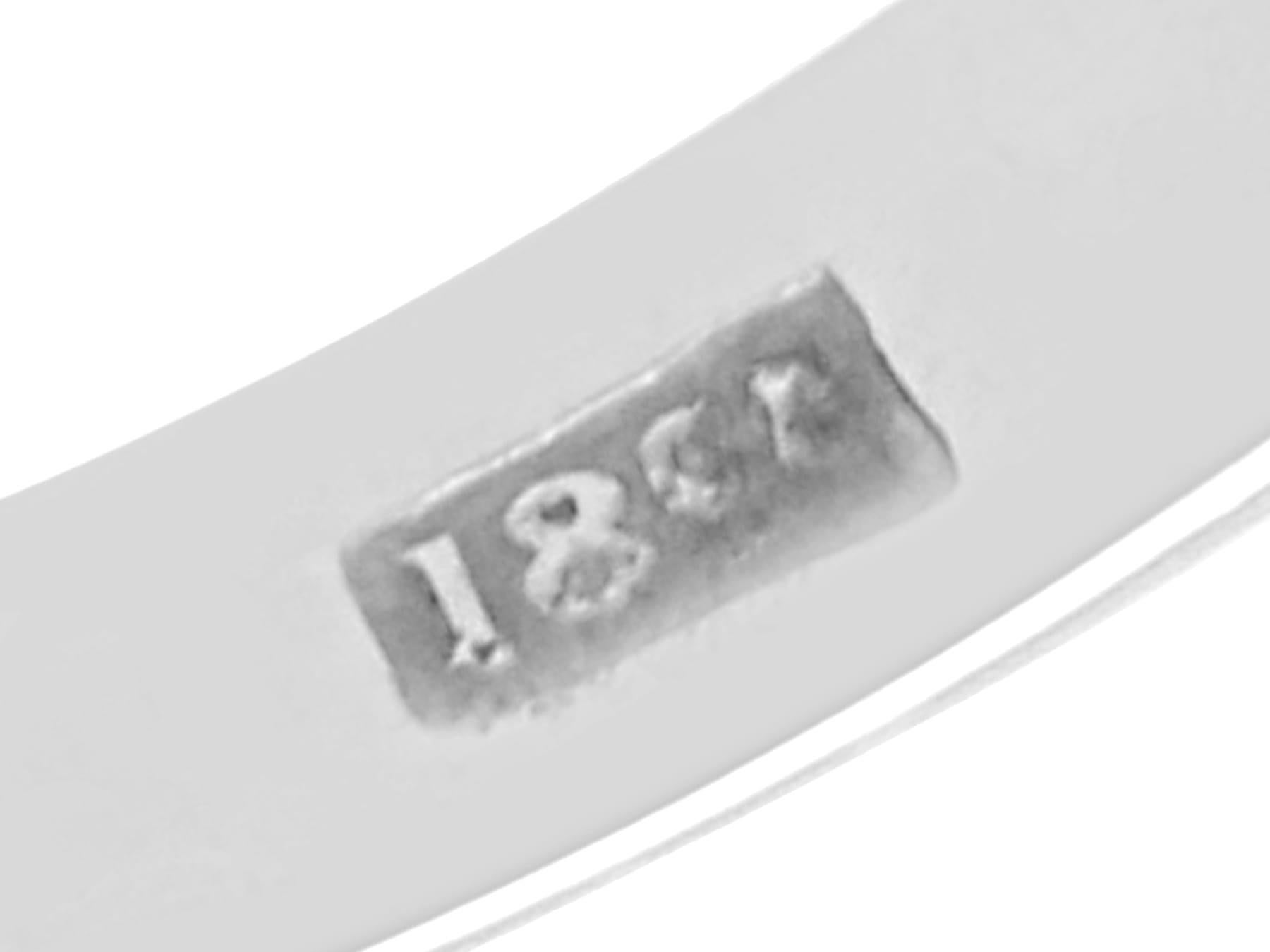 Antique 0.95Ct Diamond and 18k White Gold Half Eternity Ring Circa 1930 For Sale 1