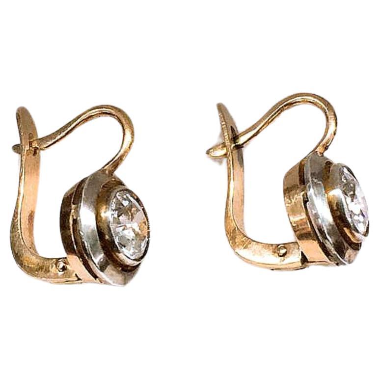 Antique 1 Carat Old Mine Cut Diamond Gold Earrings In Good Condition For Sale In Cairo, EG