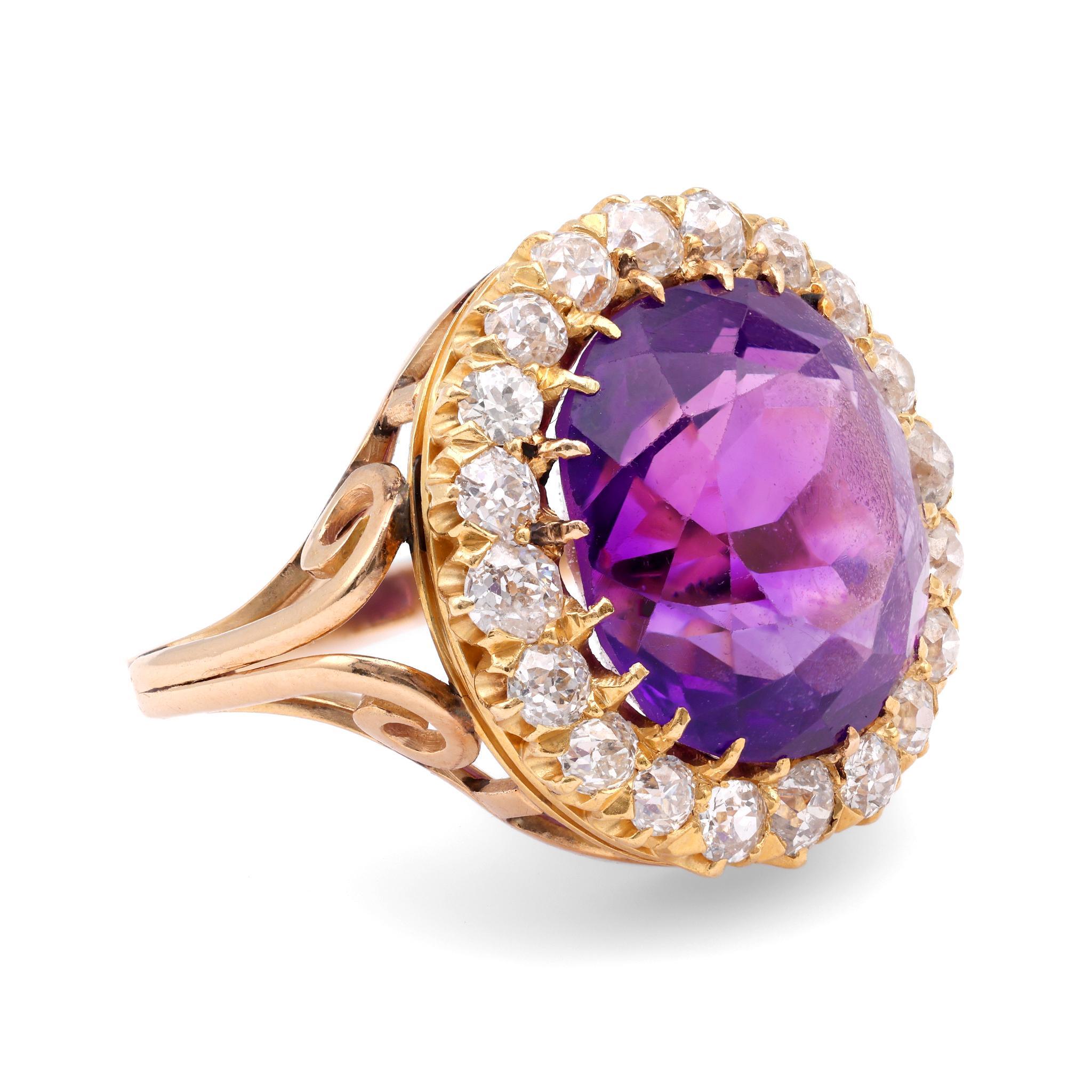 Antiker 10 Karat Amethyst-Diamant-Cluster-Ring aus 14K Gelbgold (Rundschliff)