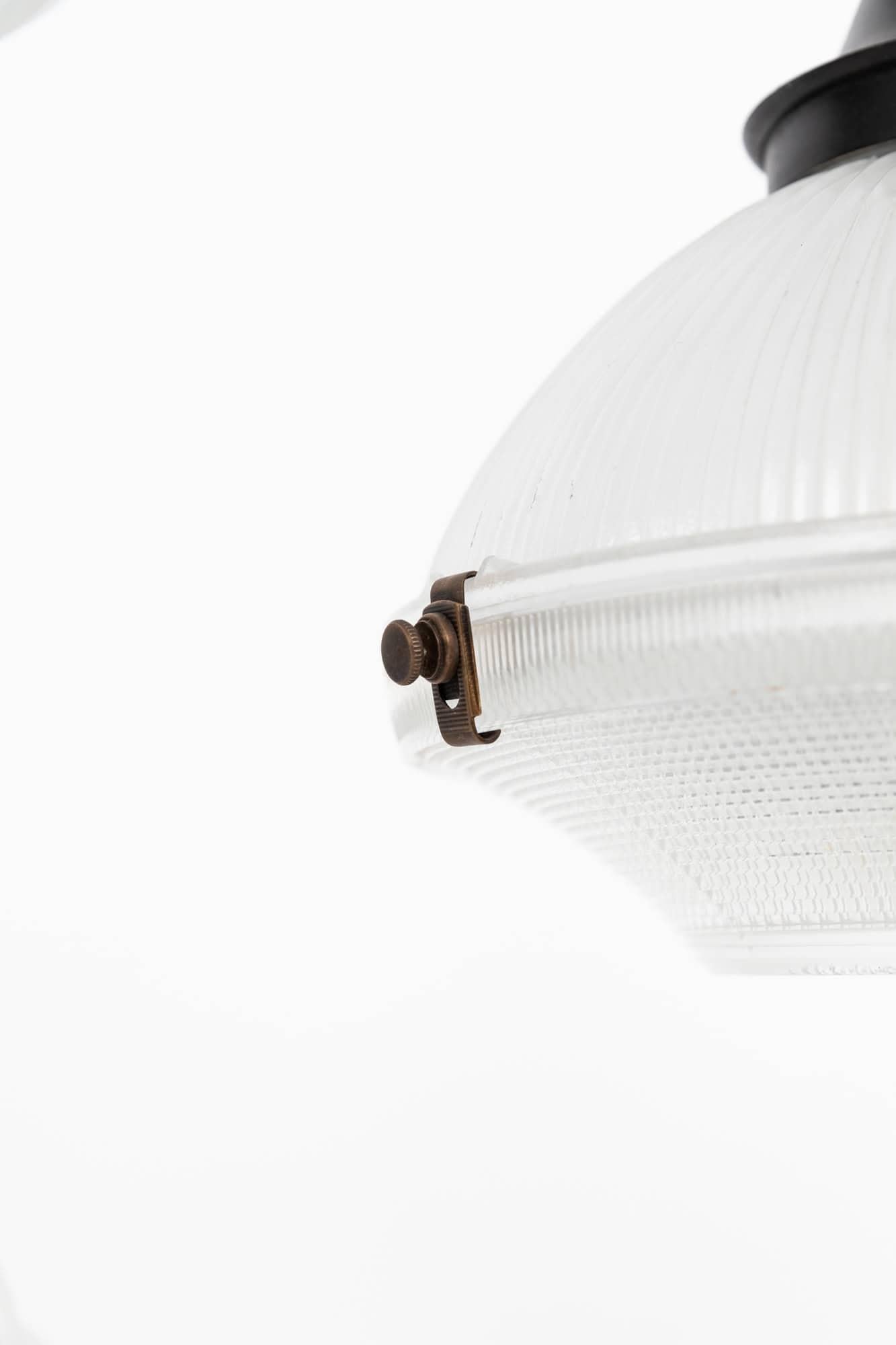 Art Déco Antica lampada a sospensione in vetro prismatico con riflettore-rifrattore Holophane da 10
