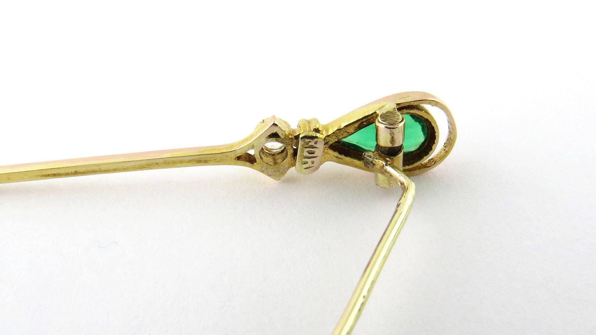 Antique 10 Karat Yellow Gold Pin with Emerald and White Sapphire In Excellent Condition In Washington Depot, CT