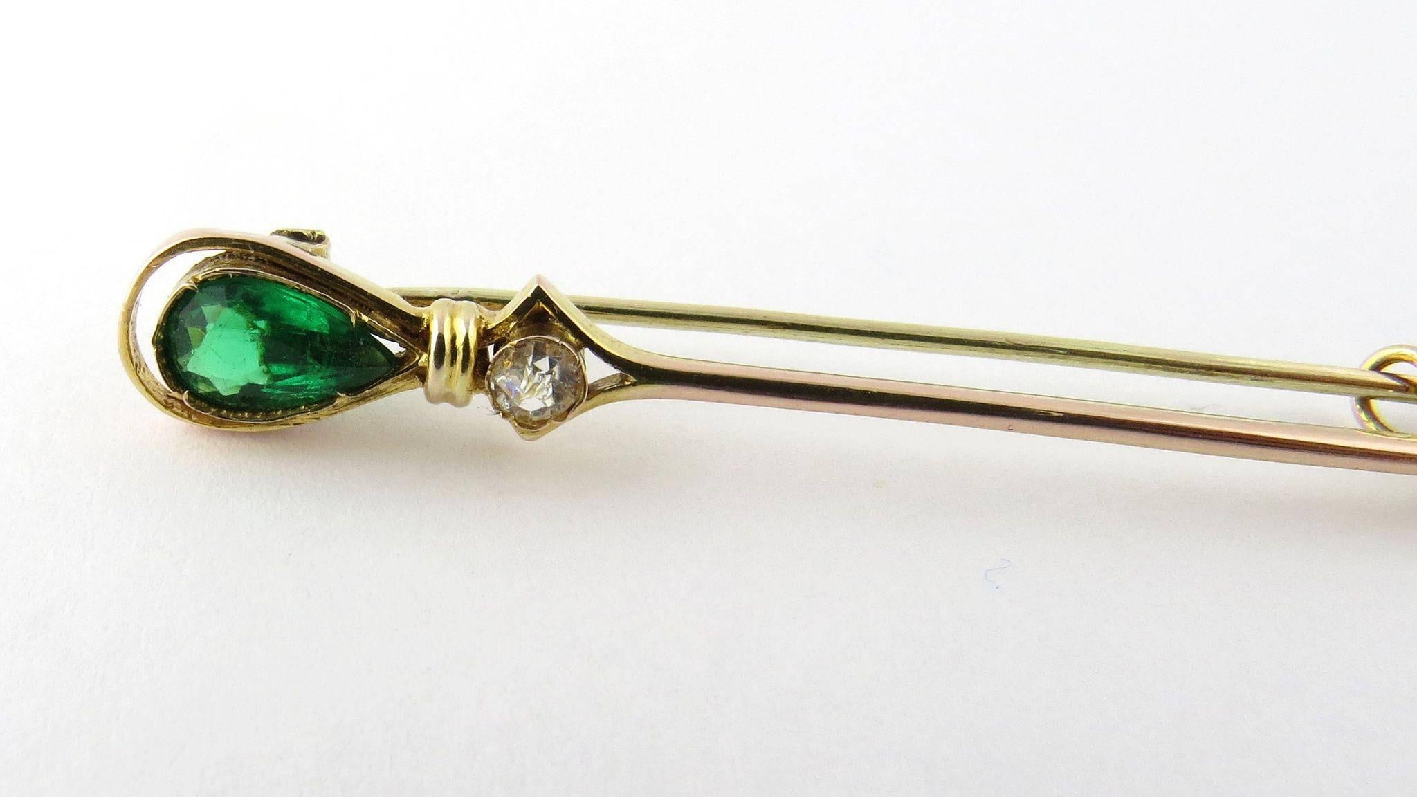 Antique 10 Karat Yellow Gold Pin with Emerald and White Sapphire 1