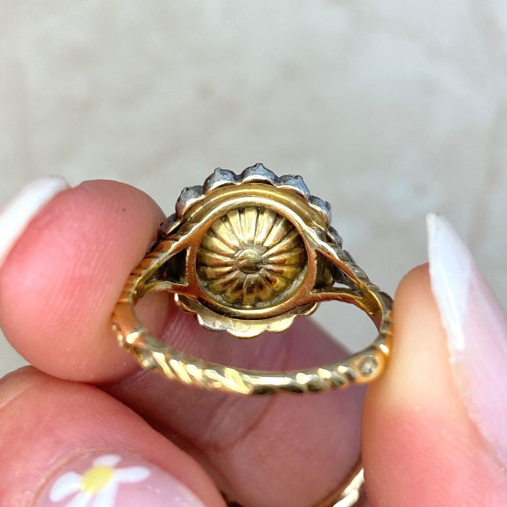 Antique 1.00 Carat Bezel-Set Rose Cut Diamond Ring, 18k Yellow Gold, circa 1800 For Sale 4