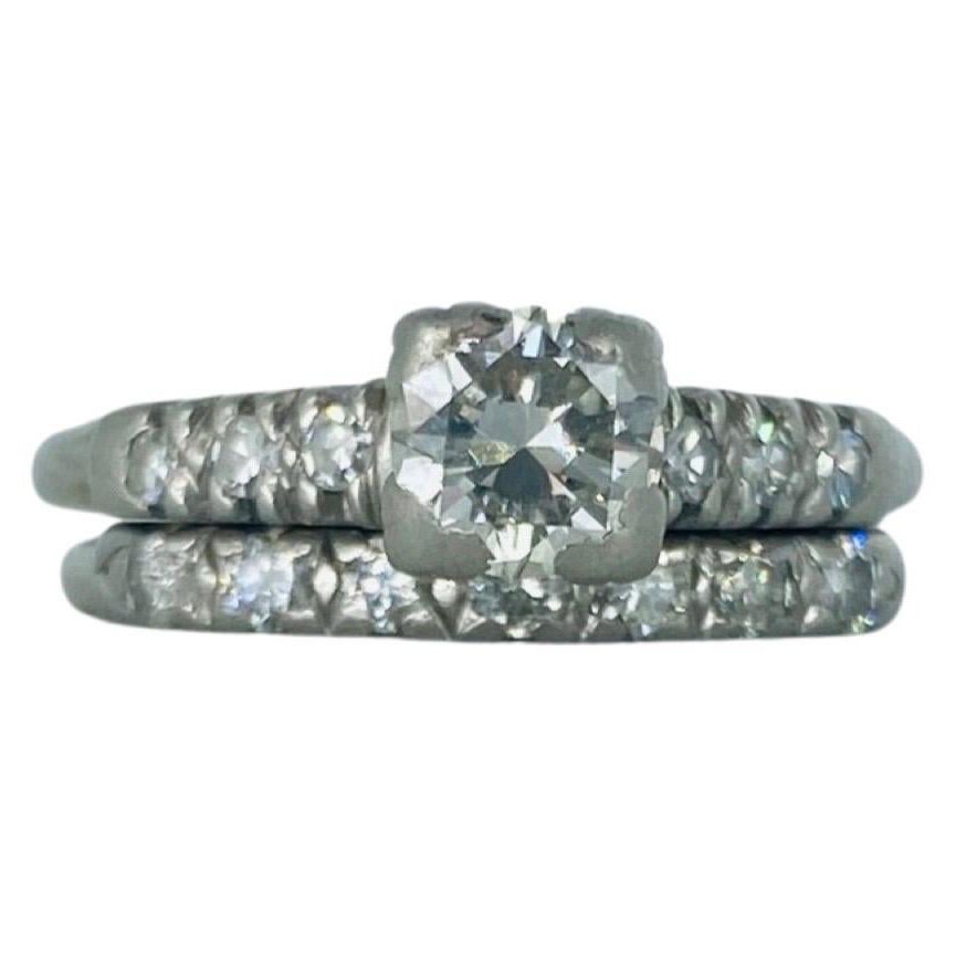 Antiguo anillo de compromiso de diamantes de 1,00 quilates de peso total engastado en platino y 14k