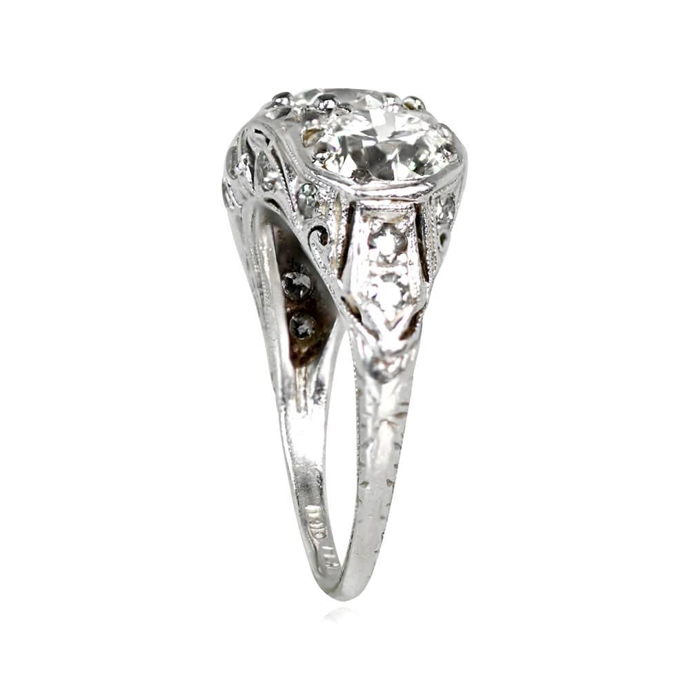Art Deco Antique 1.00 Carat Old-Euro Cut Diamond Engagement Ring, circa 1925 For Sale