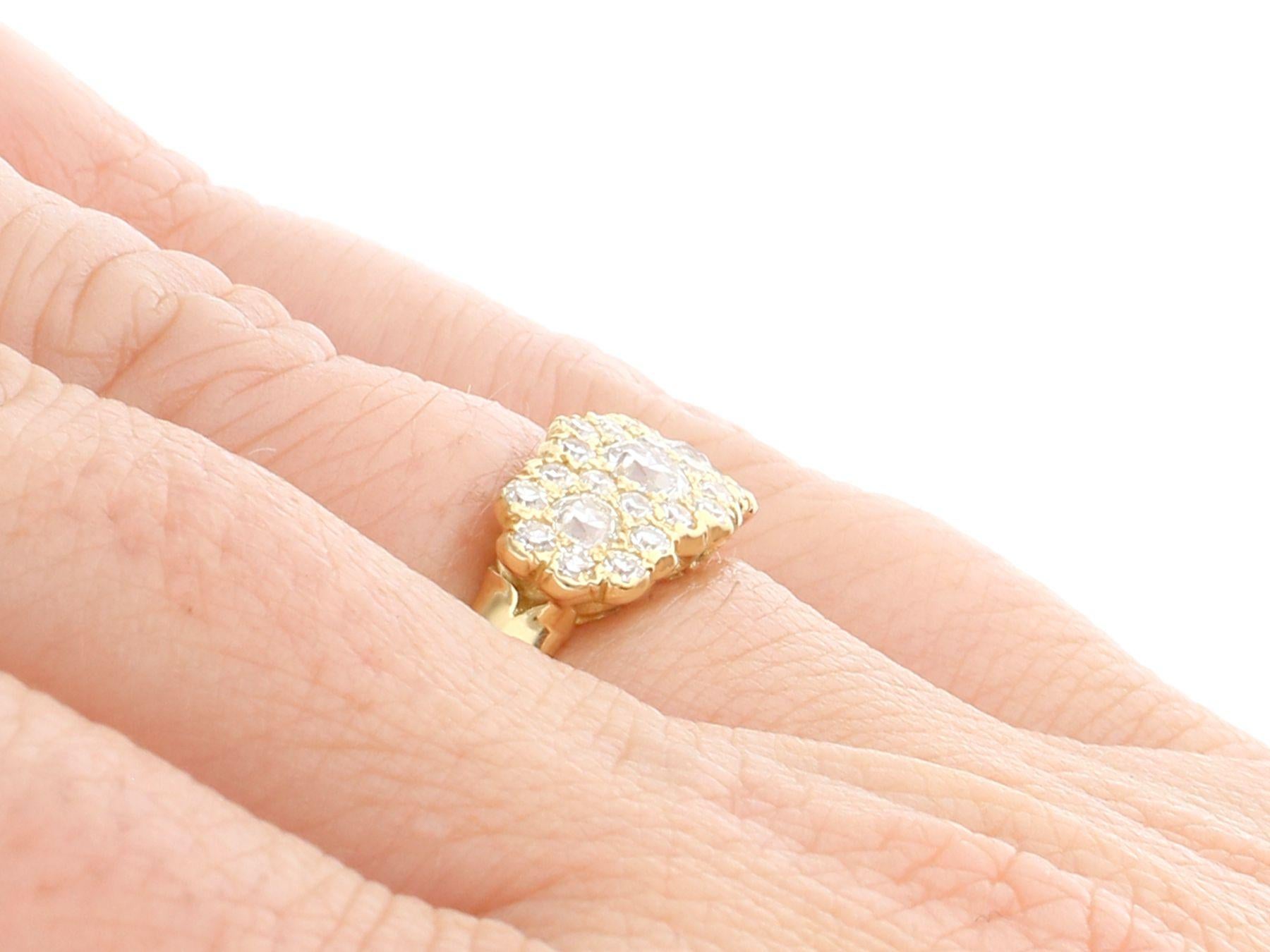 Antique 1.01 Carat Diamond and Yellow Gold Trilogy Cluster Ring, Circa 1910 For Sale 1