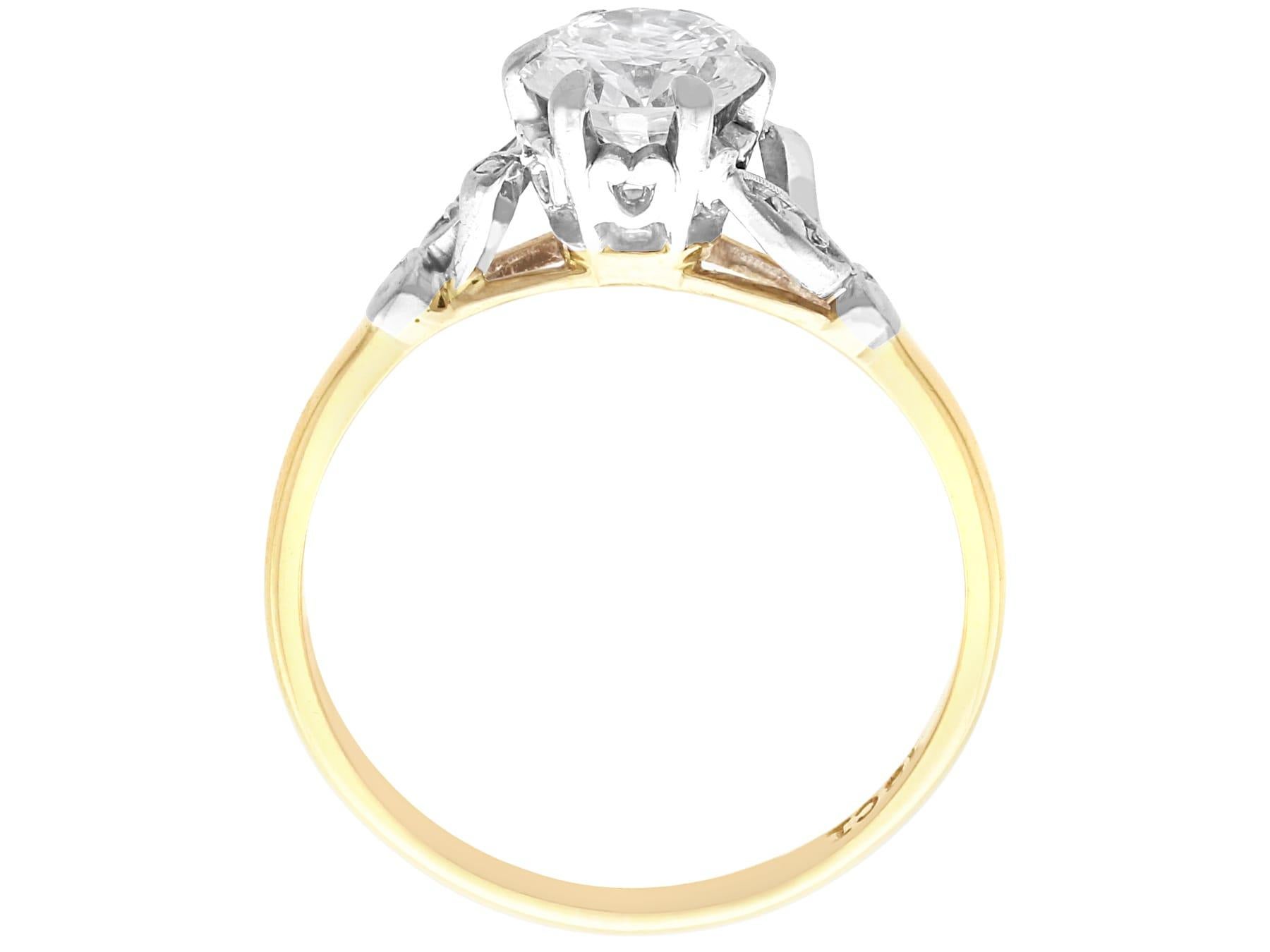 Round Cut Antique 1.01Ct Diamond and 18k Yellow Gold Solitaire Ring Circa 1930 For Sale