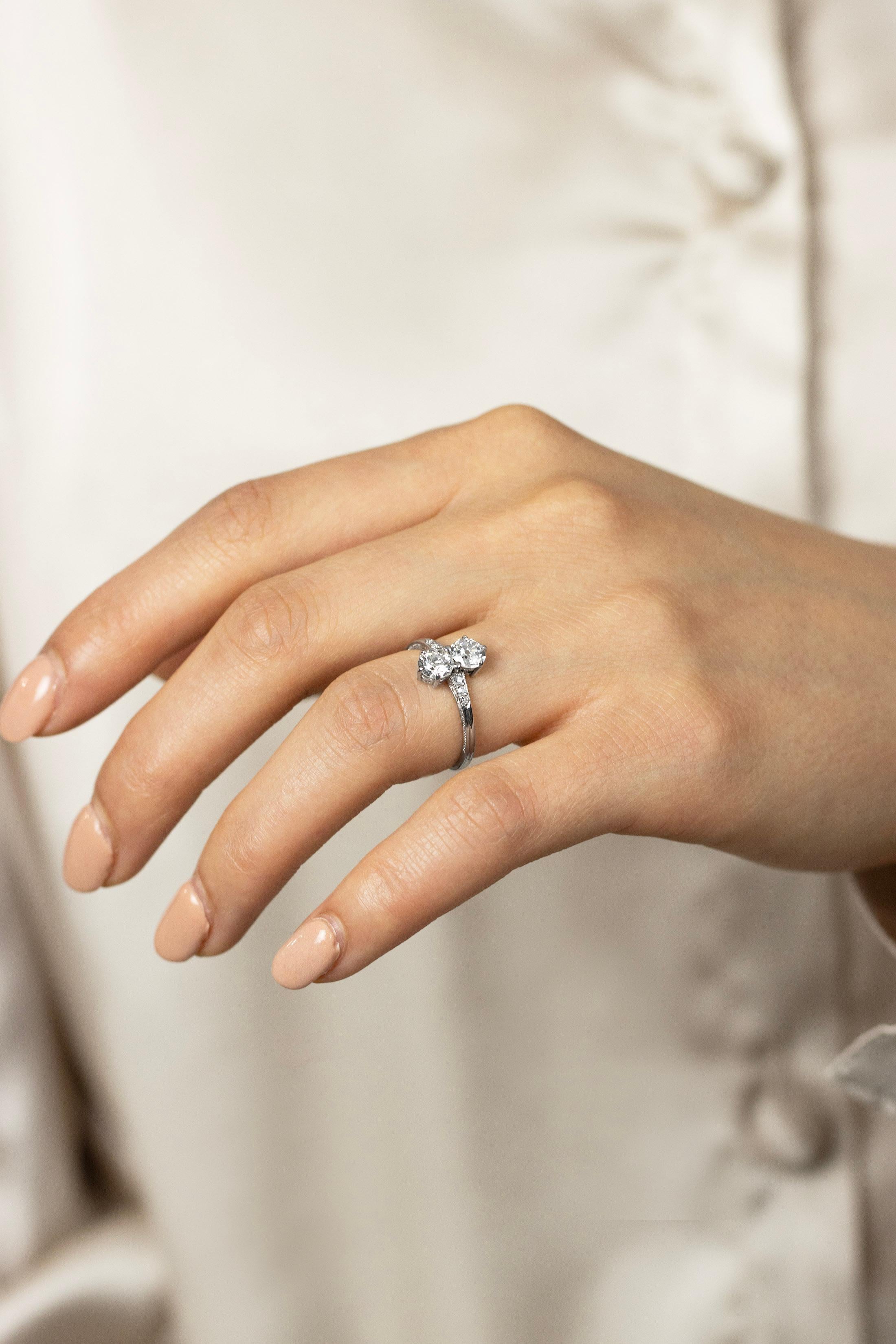 Antiker 1,02 Karat Diamant-Verlobungsring mit doppeltem alteuropäischem Schliff im Zustand „Gut“ im Angebot in New York, NY