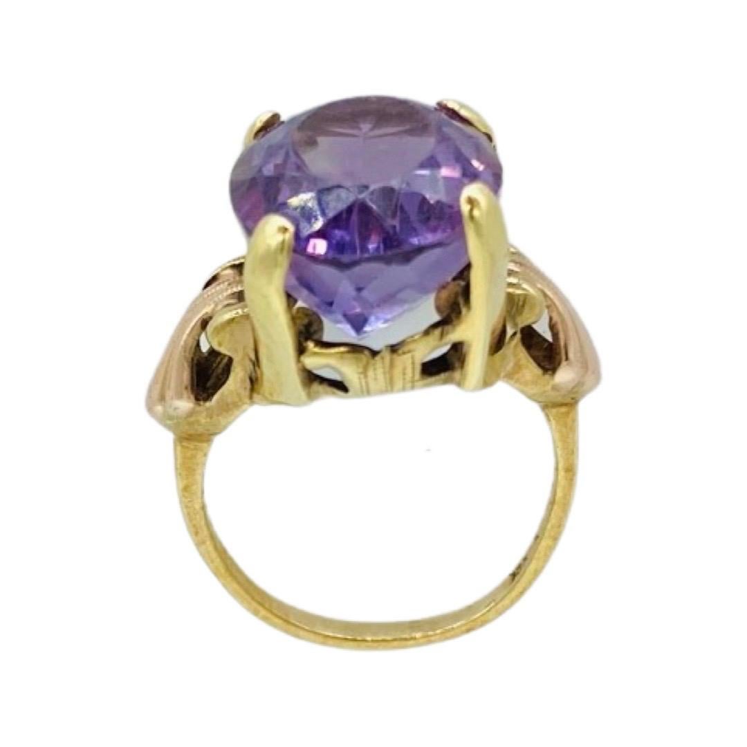 Antique 10.20 Carat Oval Amethyst Cocktail Ring In Good Condition In Miami, FL