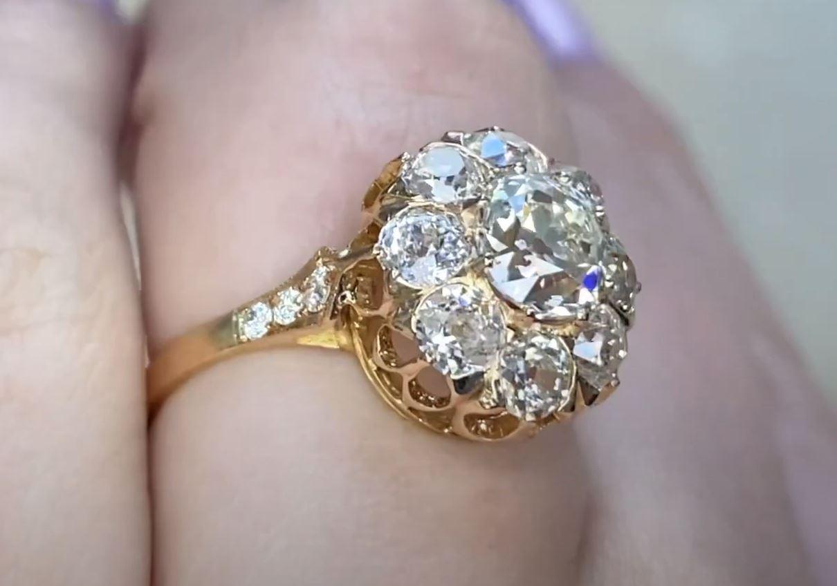 Antique 1.02ct Antique Cushion Cut Diamond Cluster Ring, 18k Yellow Gold For Sale 1